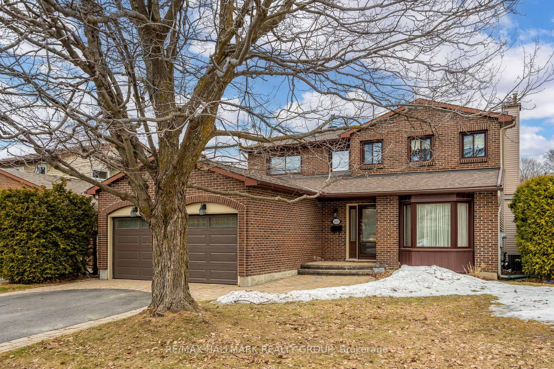 Photo 1 of 1437 Forest Valley Drive, Ottawa, Chapel Hill — HOMEH