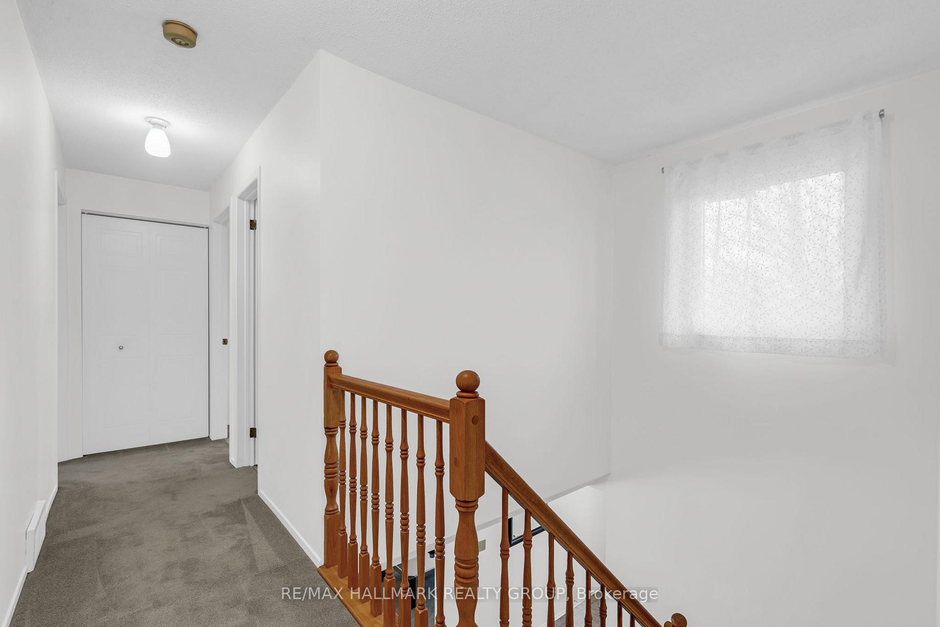 Photo 23 of 1437 Forest Valley Drive, Ottawa, Chapel Hill — HOMEH