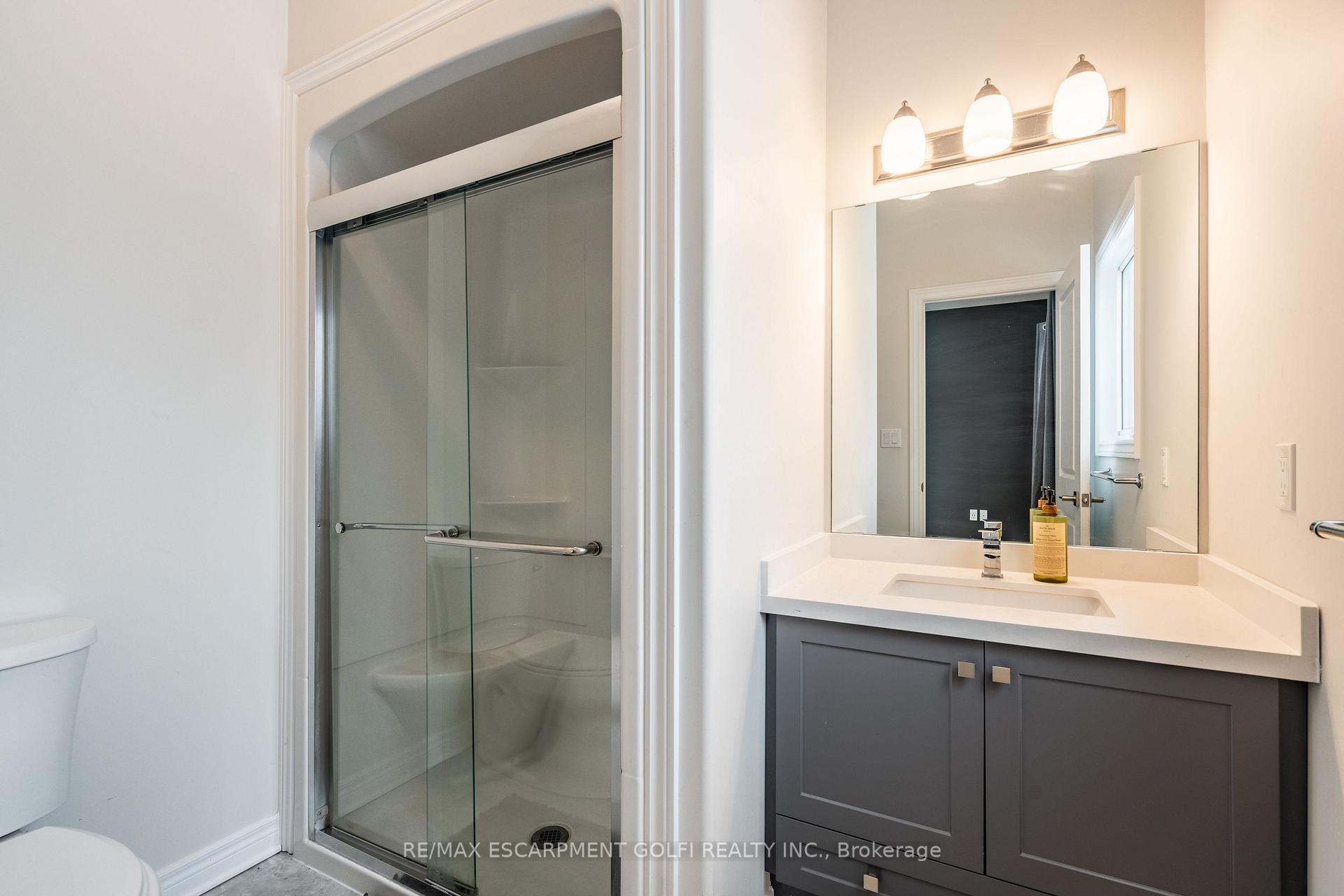Photo 9 of Unit MAIN, 8969 Emily Boulevard, Niagara Falls, Brown — HOMEH