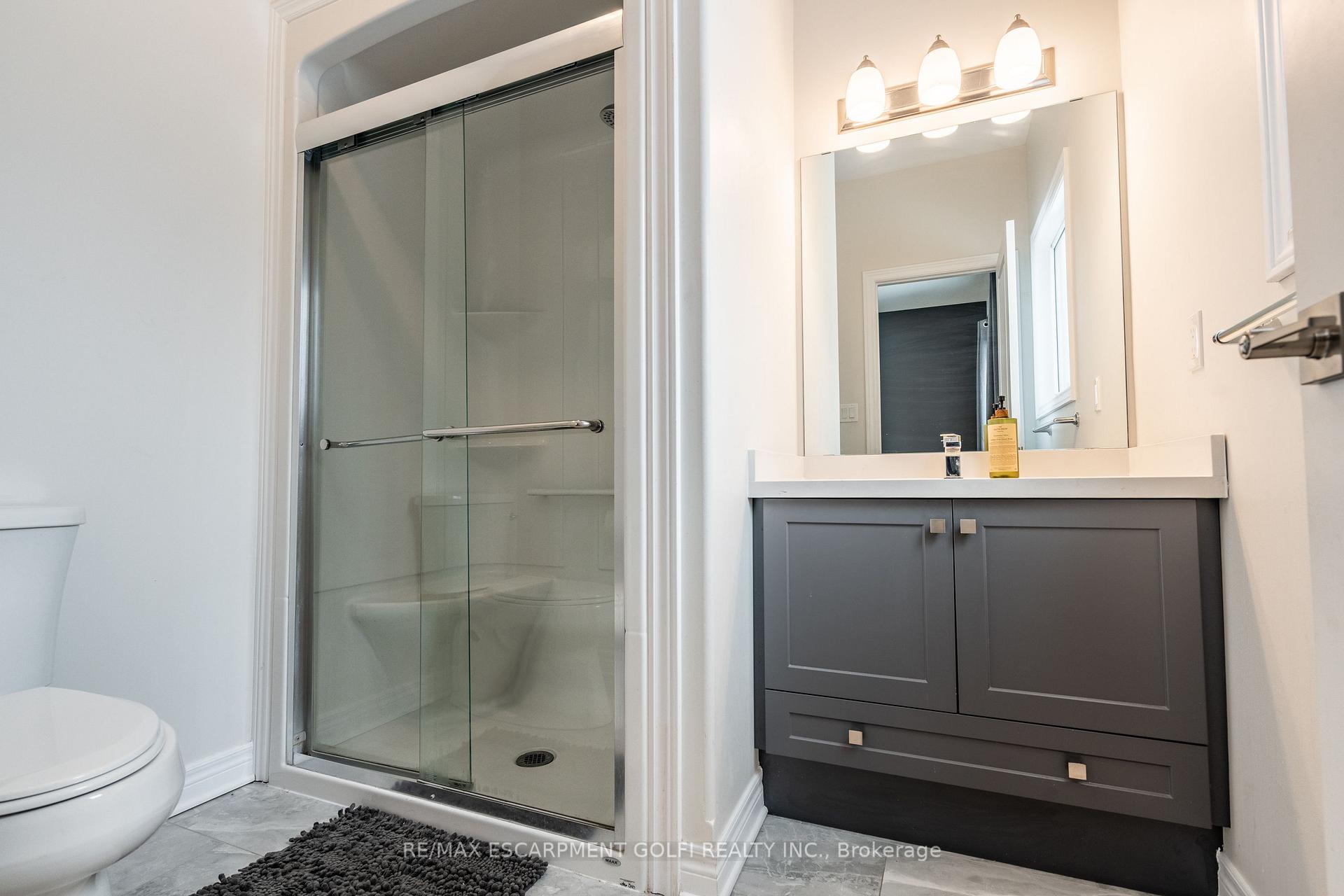 Photo 10 of Unit MAIN, 8969 Emily Boulevard, Niagara Falls, Brown — HOMEH