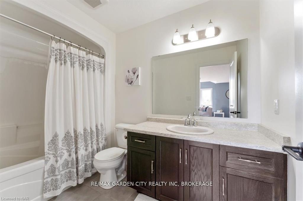 Photo 22 of 59 Abbott Place, Pelham, Fonthill — HOMEH