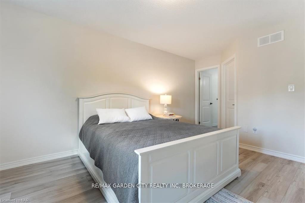 Photo 27 of 59 Abbott Place, Pelham, Fonthill — HOMEH