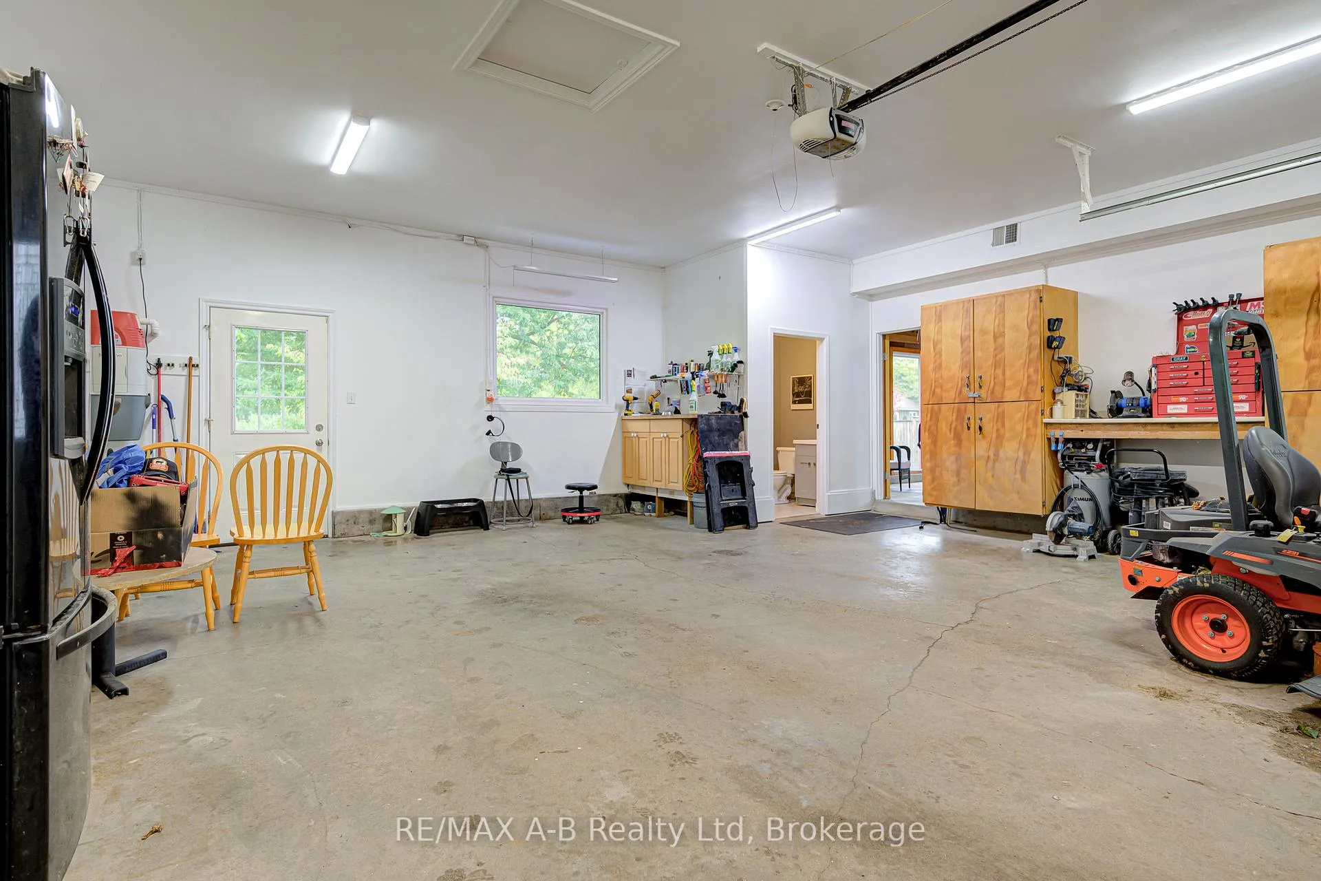 Photo 33 of 254 Boyce Street, Perth South, Sebringville — HOMEH