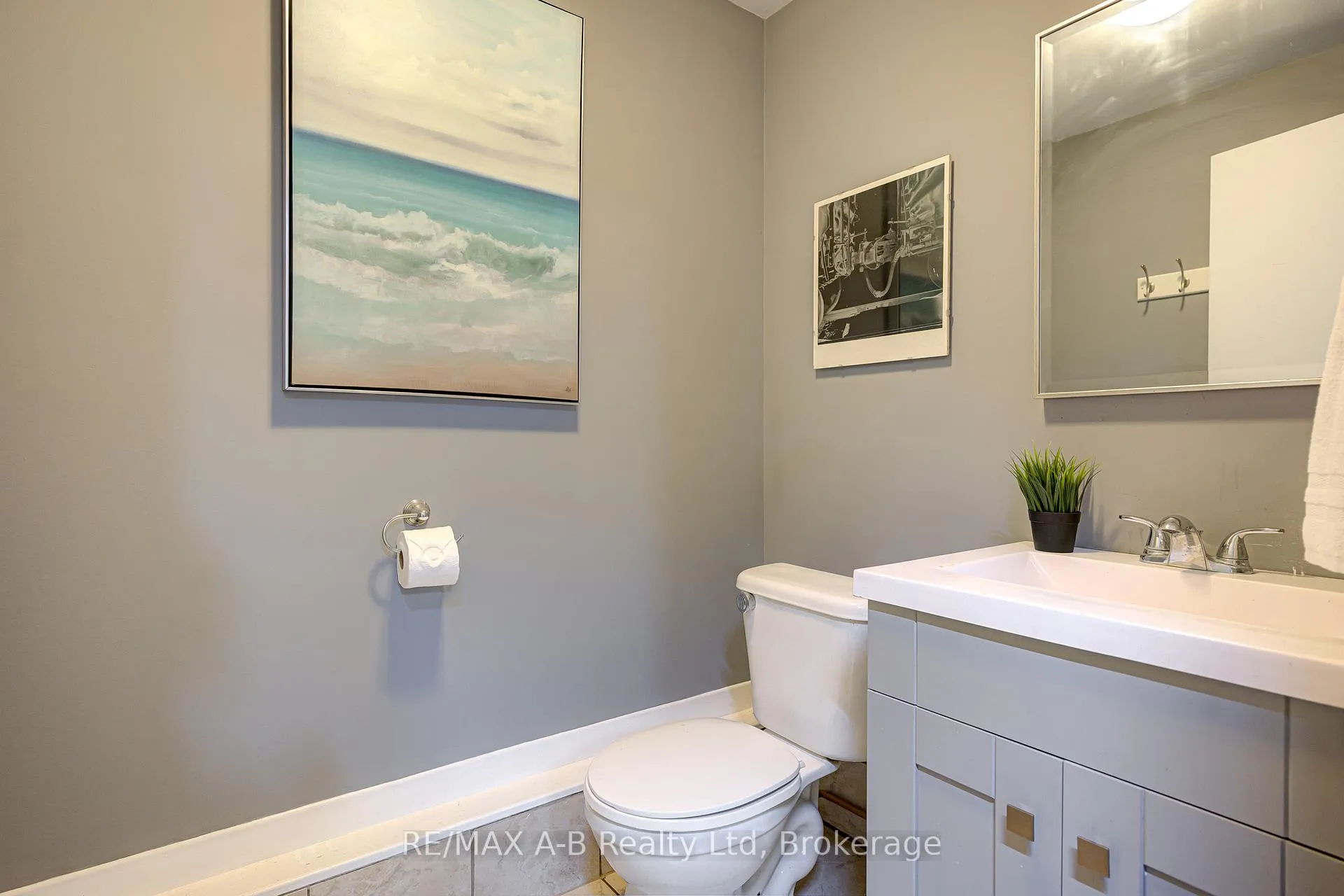 Photo 34 of 254 Boyce Street, Perth South, Sebringville — HOMEH