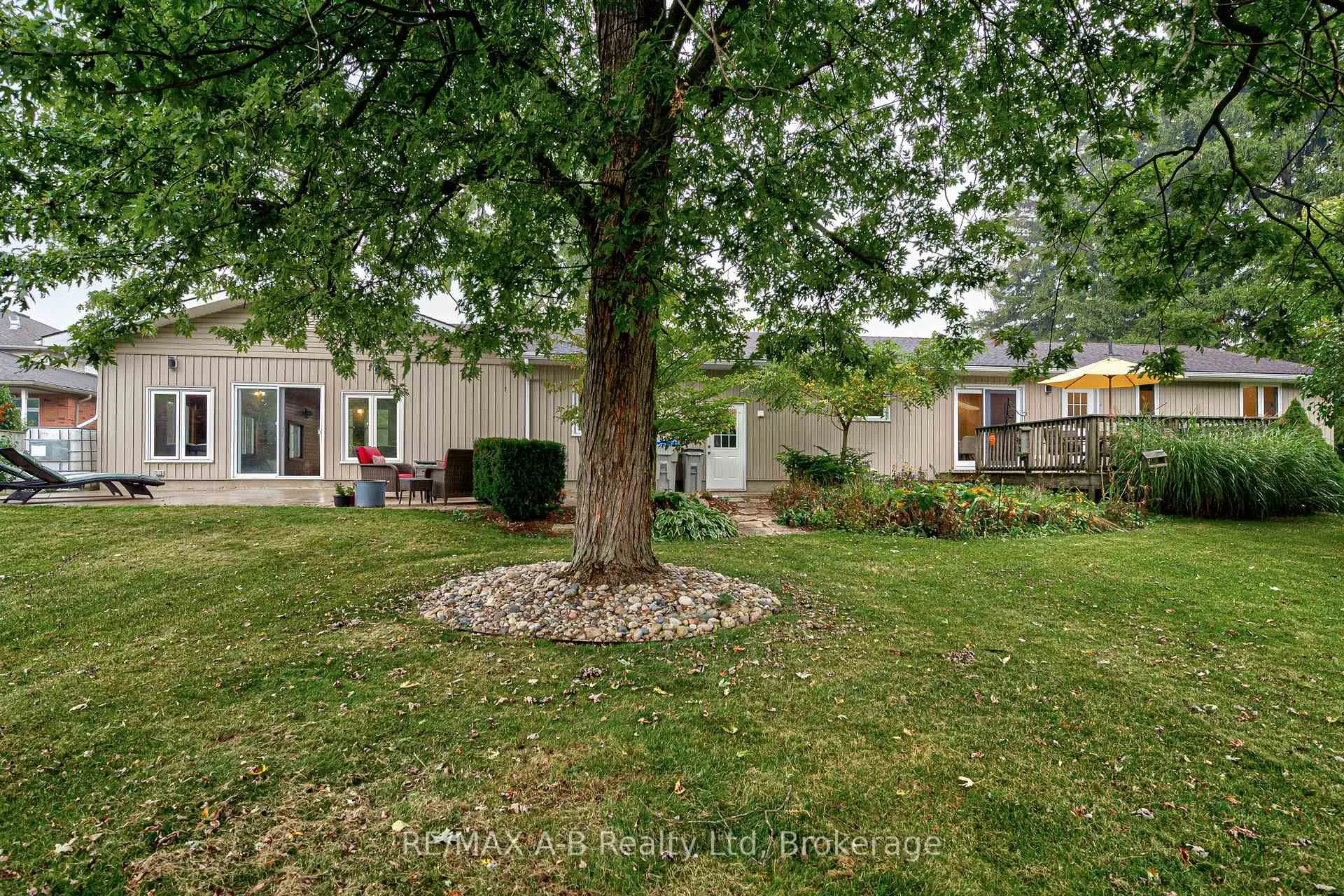 Photo 43 of 254 Boyce Street, Perth South, Sebringville — HOMEH