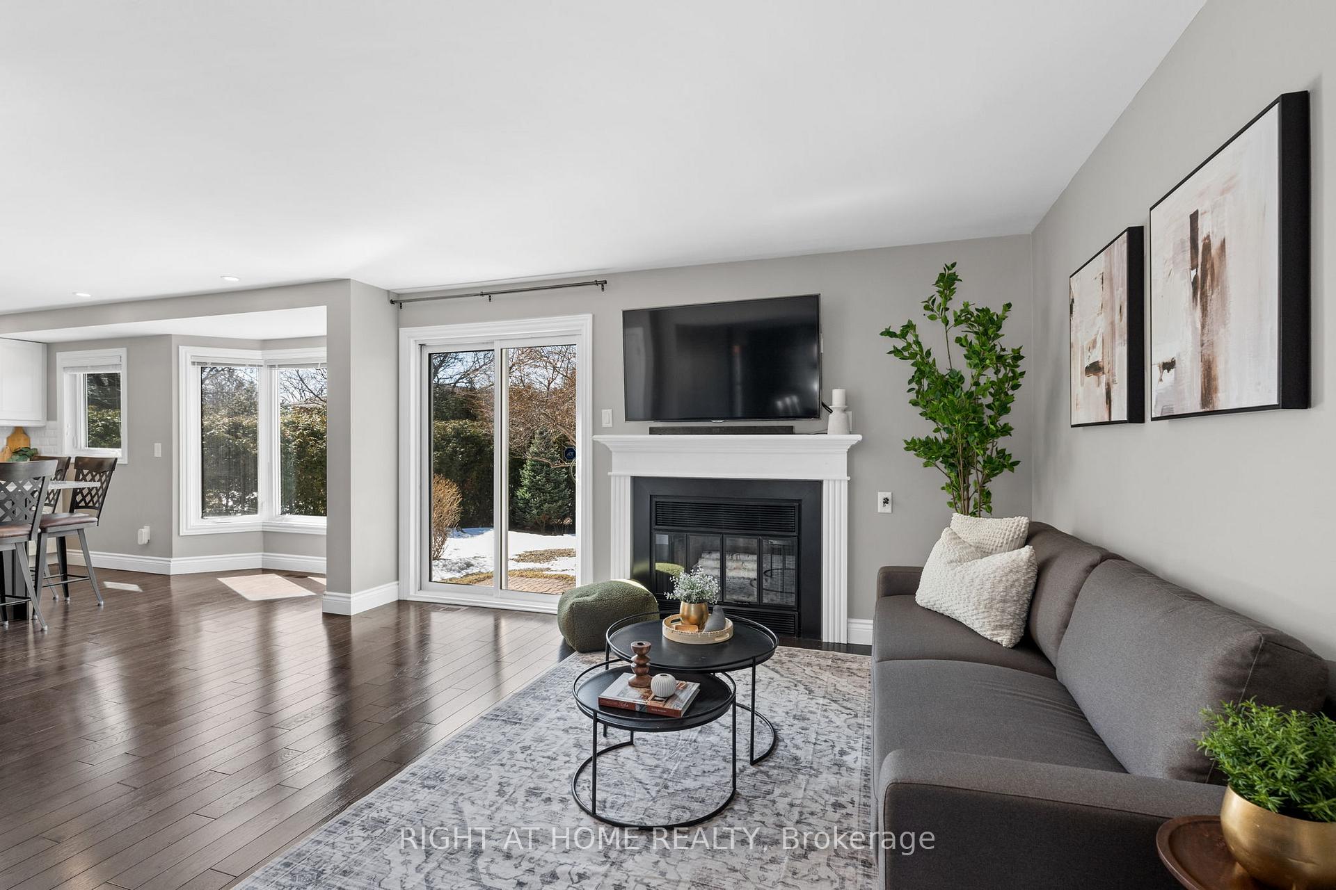 Photo 11 of 1670 Teakdale Avenue, Ottawa, Chapel Hill — HOMEH