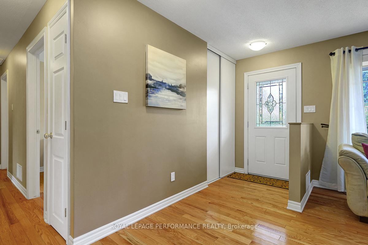 Photo 7 of 1895 Horizon Drive, Ottawa, Vars Village — HOMEH