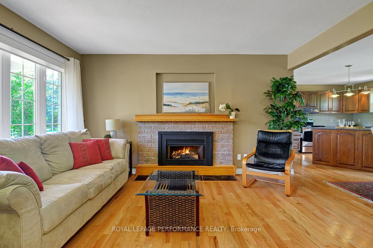 Photo 8 of 1895 Horizon Drive, Ottawa, Vars Village — HOMEH