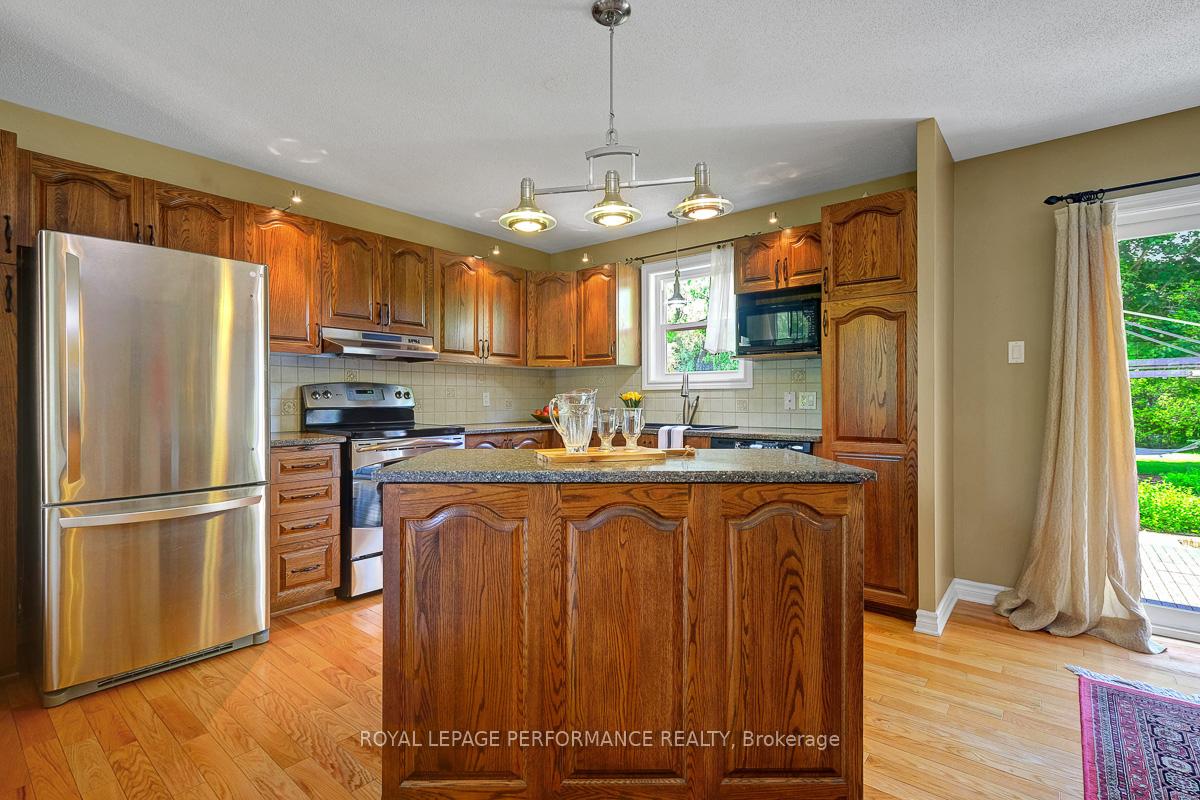 Photo 14 of 1895 Horizon Drive, Ottawa, Vars Village — HOMEH