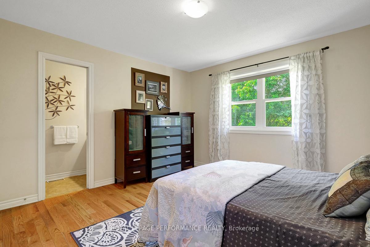 Photo 21 of 1895 Horizon Drive, Ottawa, Vars Village — HOMEH