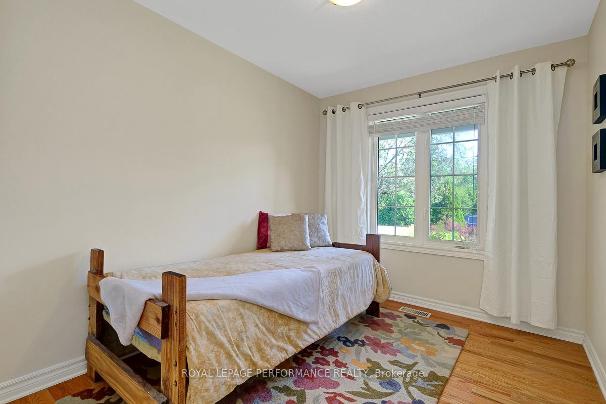Photo 23 of 1895 Horizon Drive, Ottawa, Vars Village — HOMEH