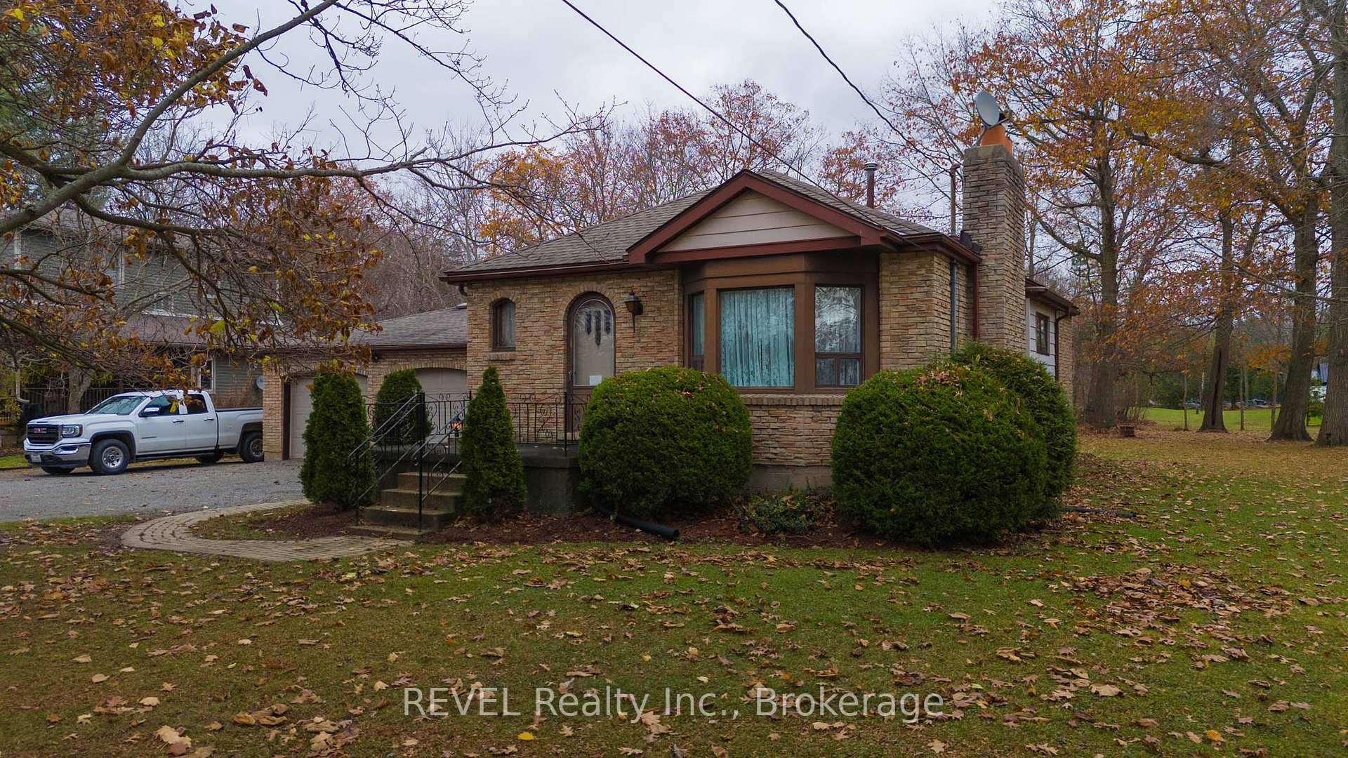 Photo 3 of 719 Church Street, Pelham, Fenwick — HOMEH