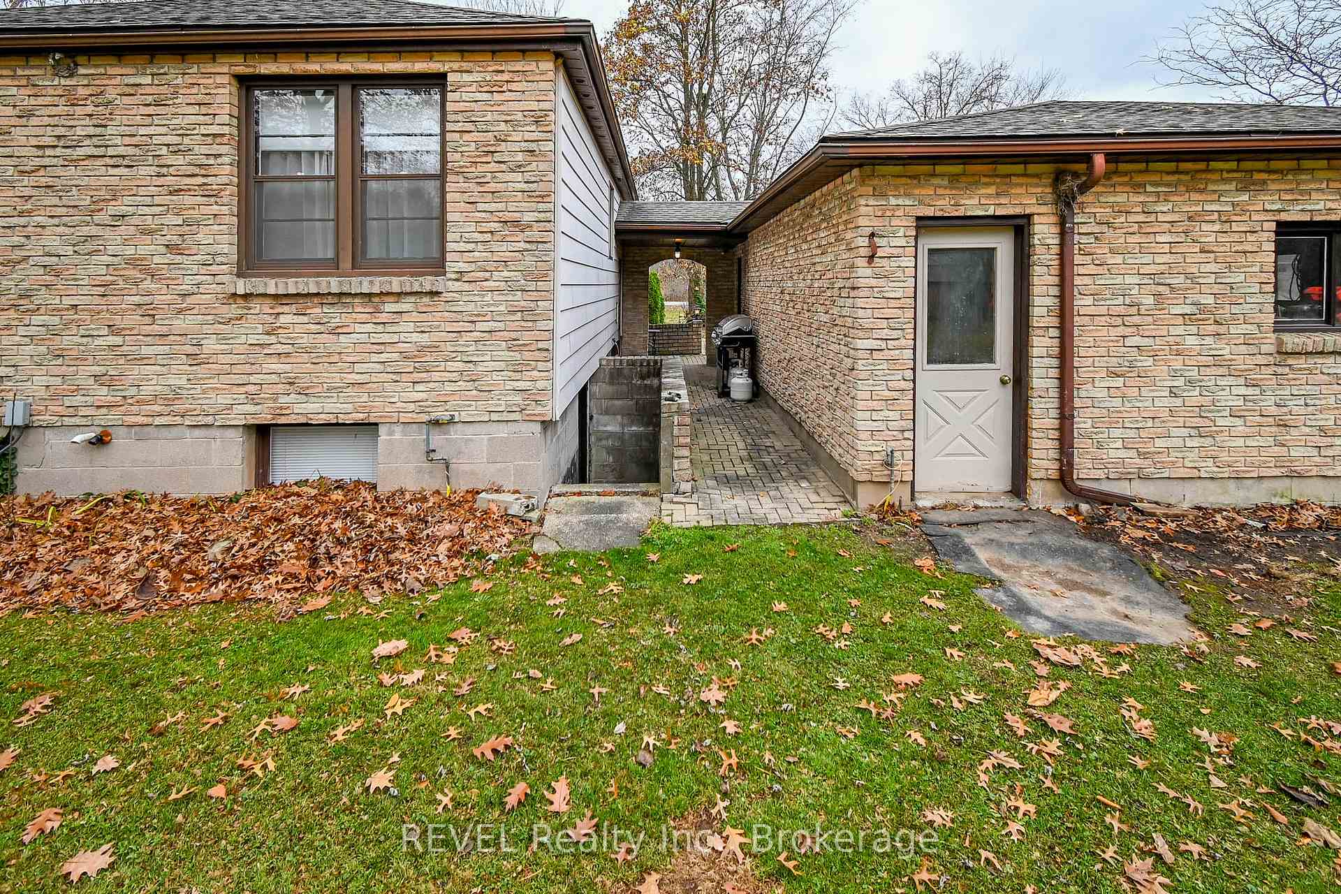Photo 40 of 719 Church Street, Pelham, Fenwick — HOMEH
