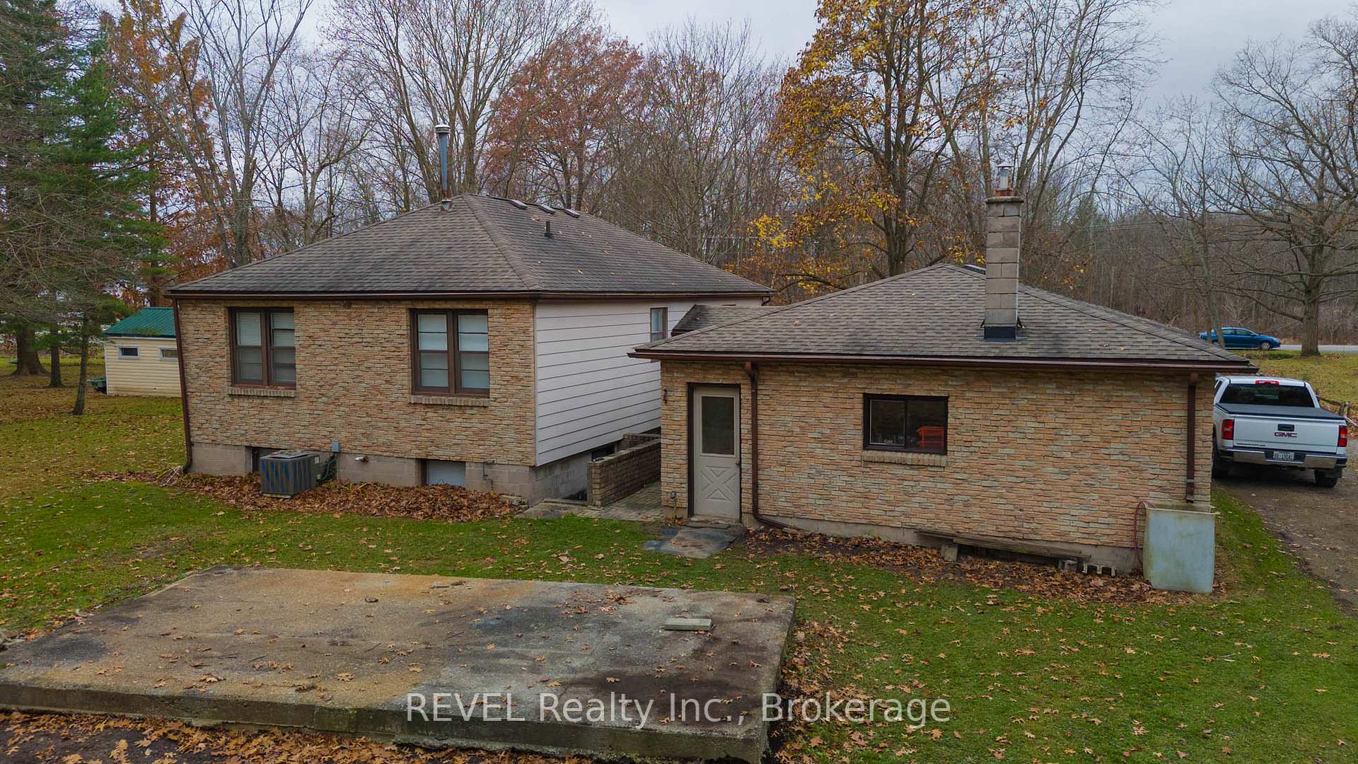 Photo 48 of 719 Church Street, Pelham, Fenwick — HOMEH