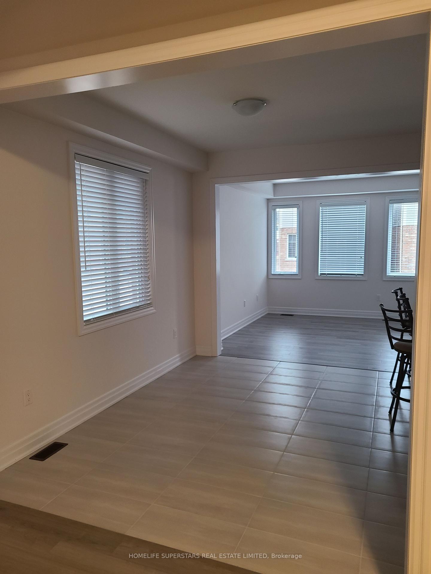 Photo 7 of 9243 White Oak Avenue, Niagara Falls, Lyons Creek — HOMEH