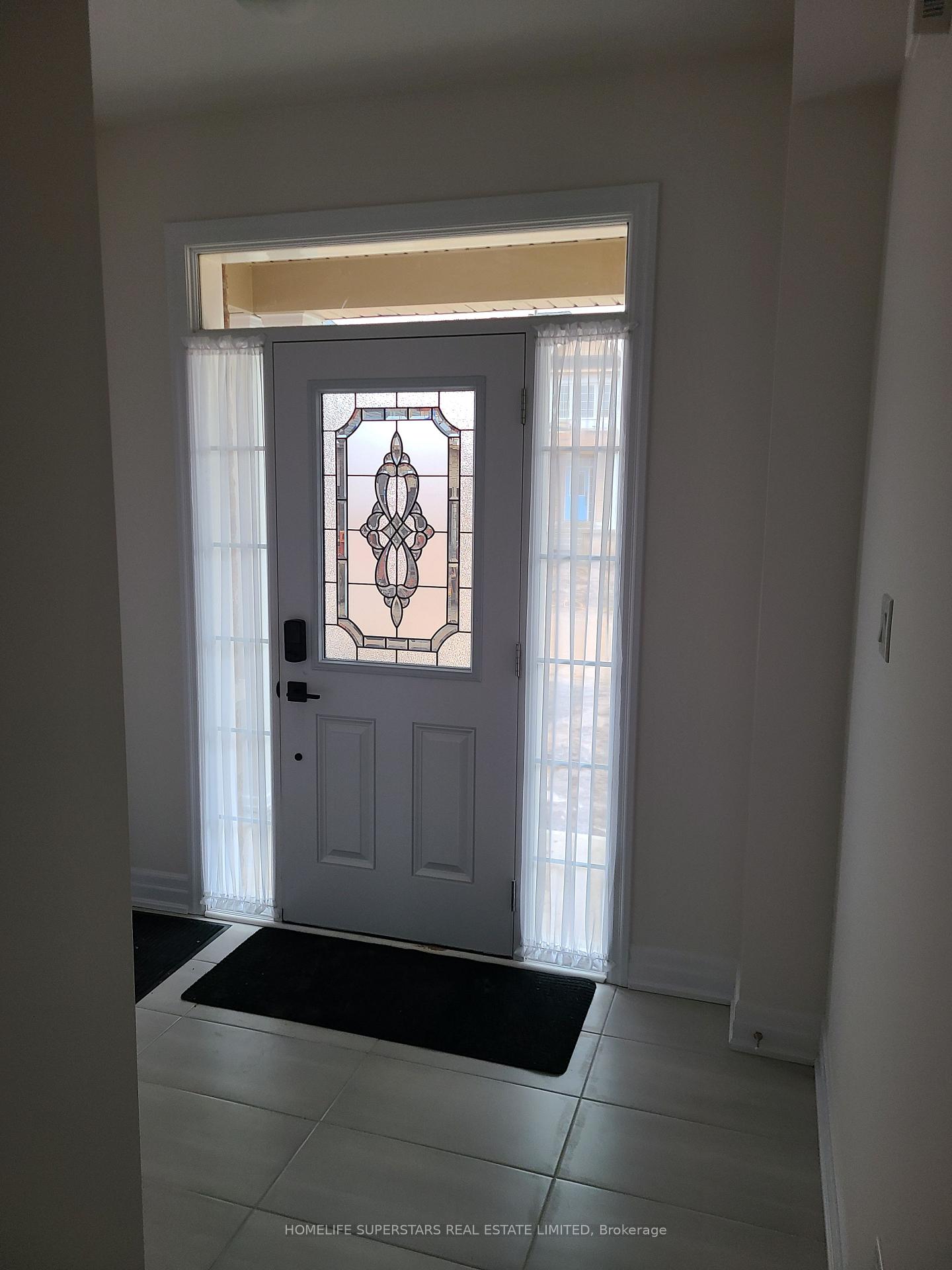 Photo 9 of 9243 White Oak Avenue, Niagara Falls, Lyons Creek — HOMEH