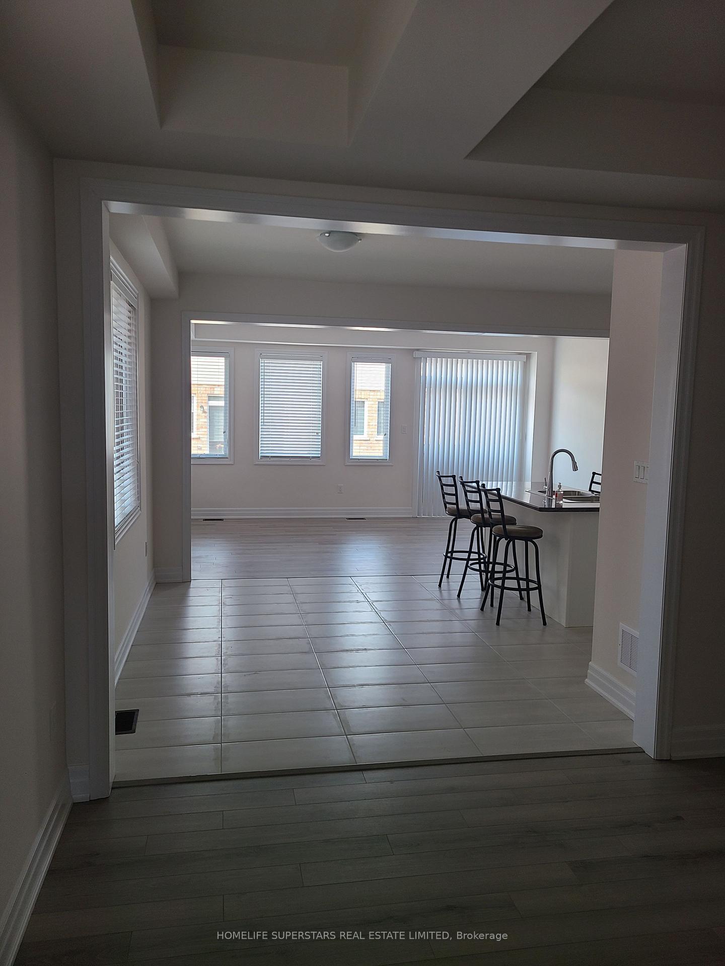 Photo 10 of 9243 White Oak Avenue, Niagara Falls, Lyons Creek — HOMEH