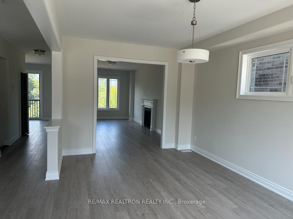 Photo 3 of 326 Cullen Trail, Peterborough, Northcrest Ward 5 — HOMEH