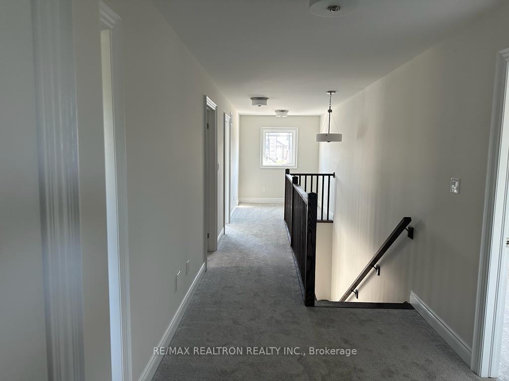 Photo 11 of 326 Cullen Trail, Peterborough, Northcrest Ward 5 — HOMEH