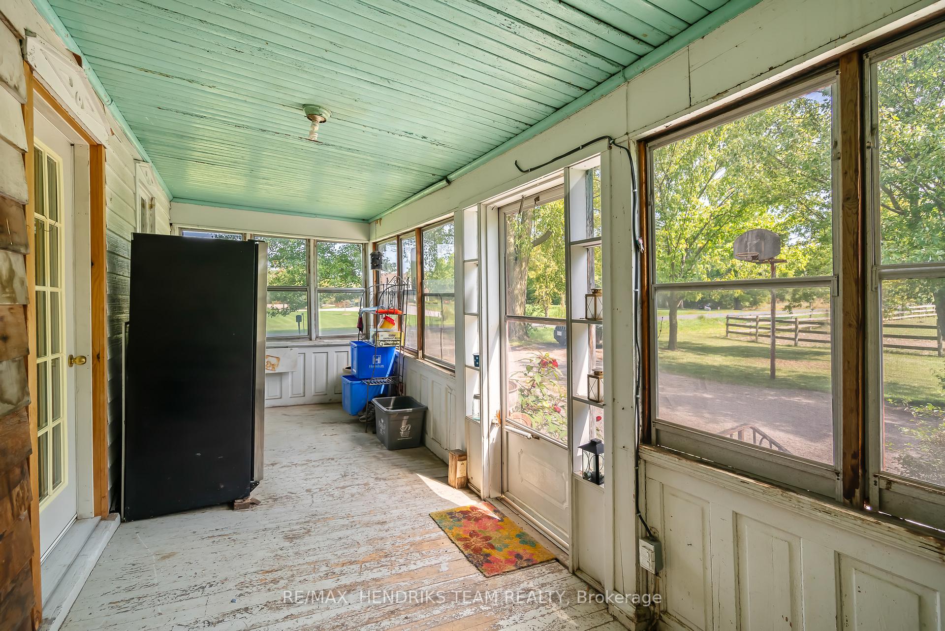 Photo 34 of 9850 Carl Road, Niagara Falls, Schisler — HOMEH