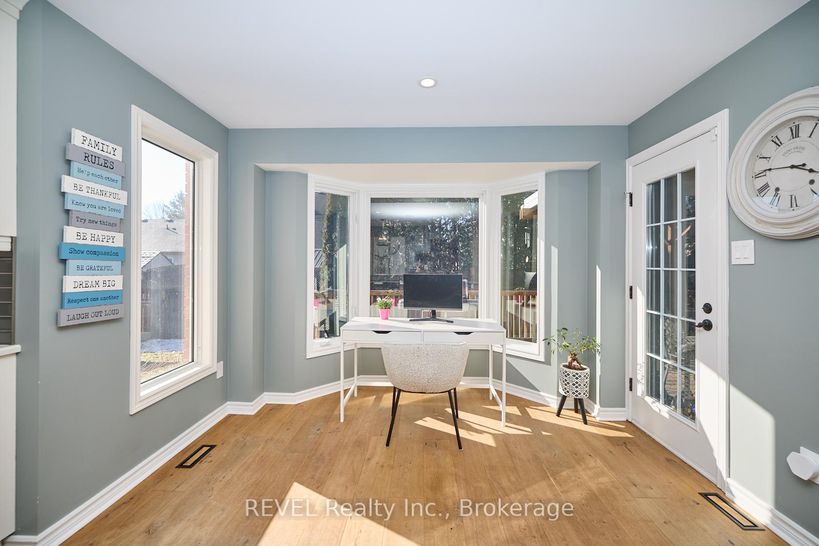 Photo 11 of 18 Brookfield Court, Pelham, Fonthill — HOMEH