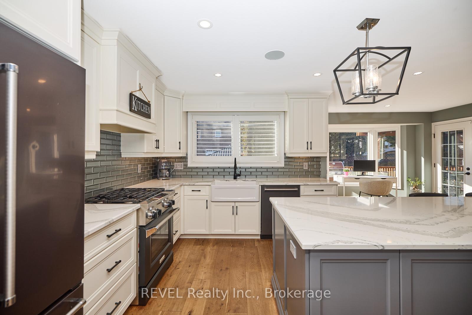 Photo 15 of 18 Brookfield Court, Pelham, Fonthill — HOMEH