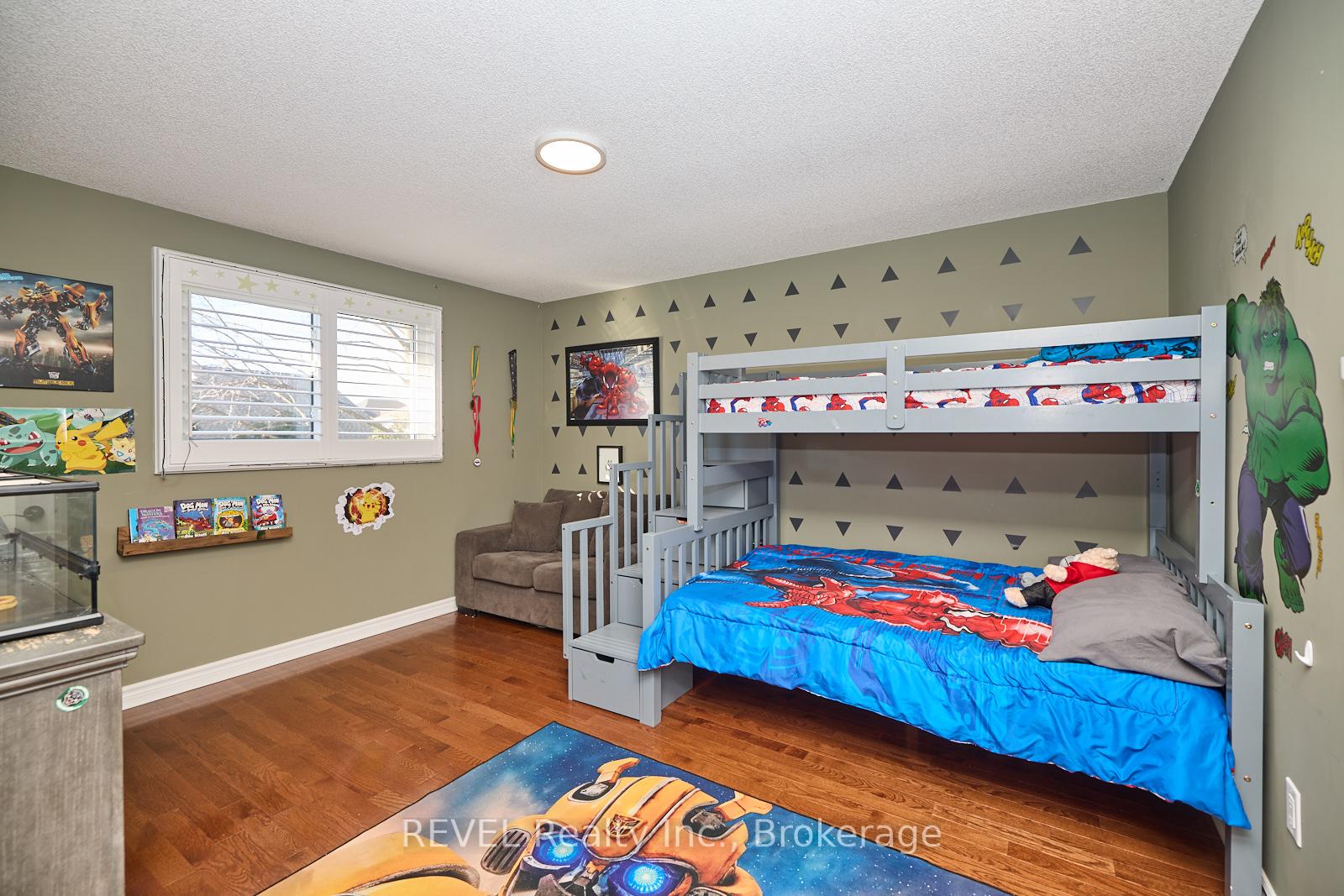 Photo 24 of 18 Brookfield Court, Pelham, Fonthill — HOMEH
