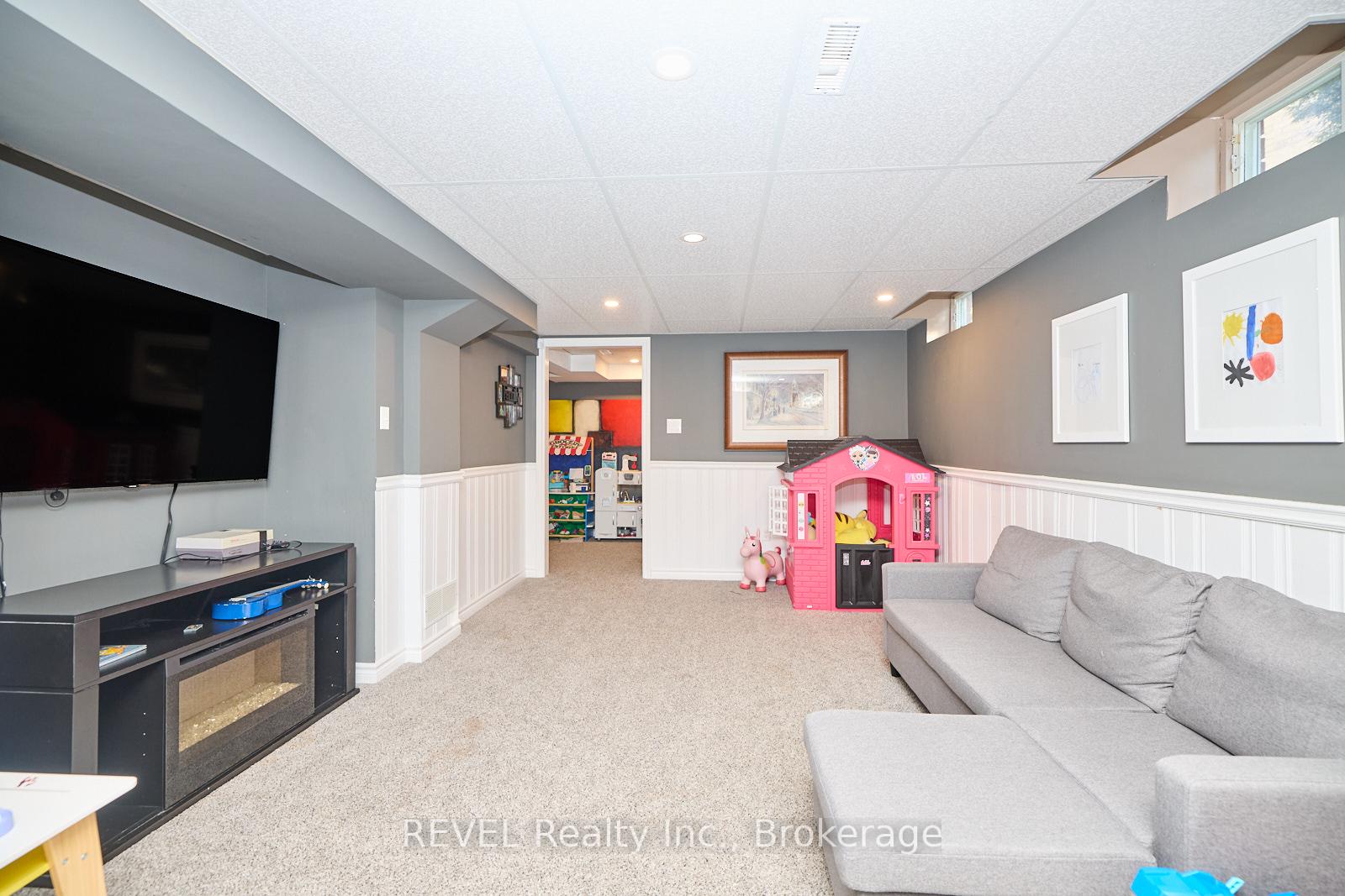 Photo 30 of 18 Brookfield Court, Pelham, Fonthill — HOMEH