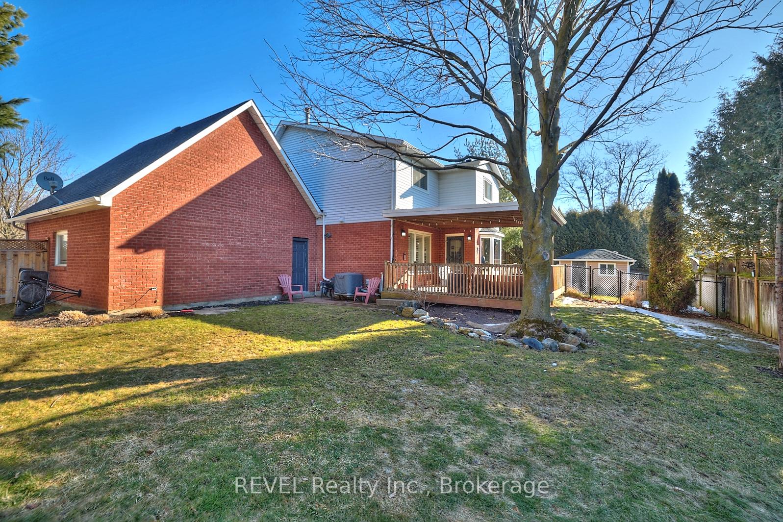 Photo 33 of 18 Brookfield Court, Pelham, Fonthill — HOMEH
