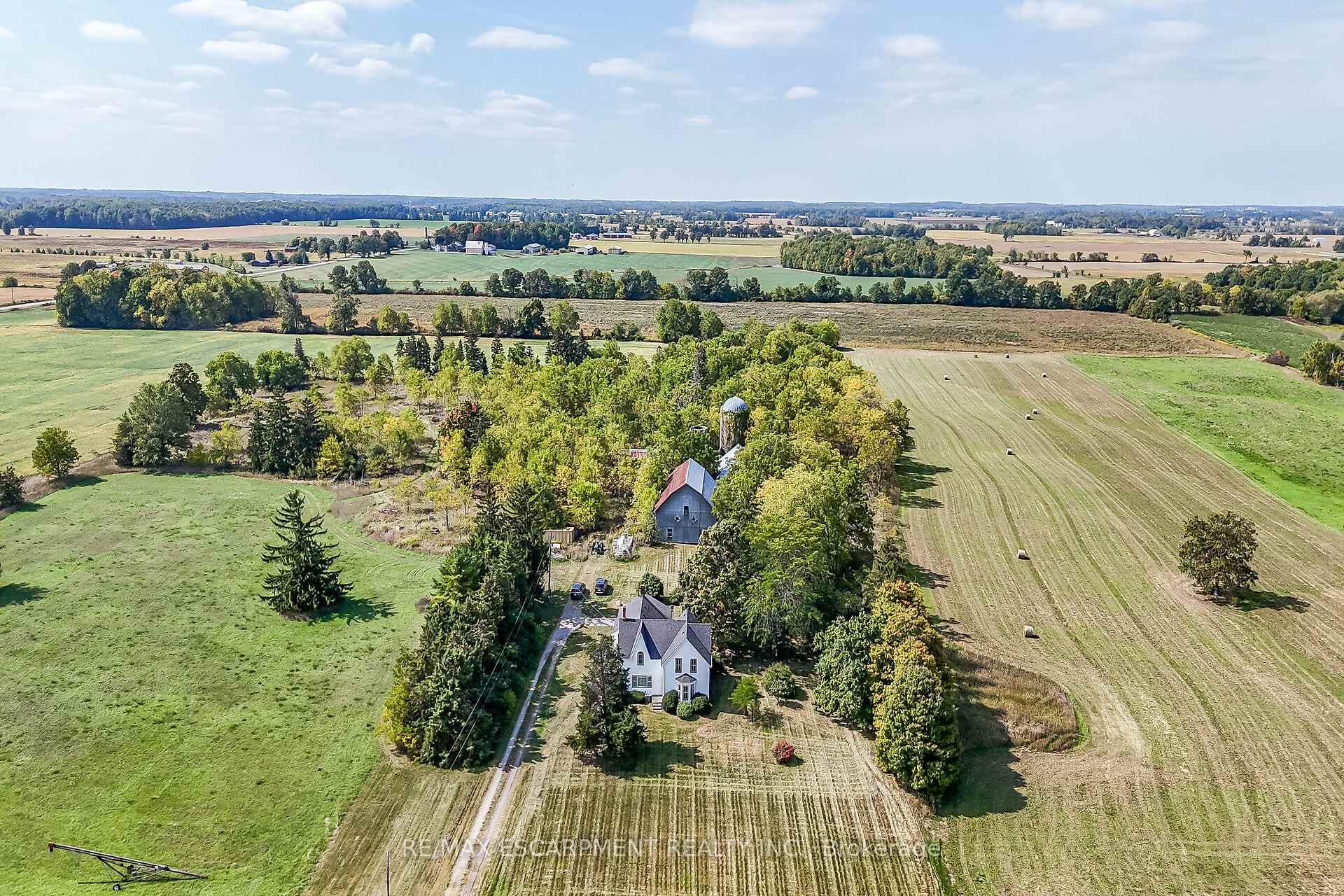 Photo 2 of 2429 County Line, Norfolk, Townsend — HOMEH