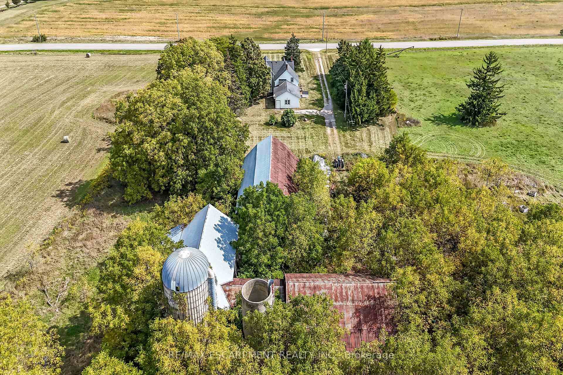 Photo 3 of 2429 County Line, Norfolk, Townsend — HOMEH