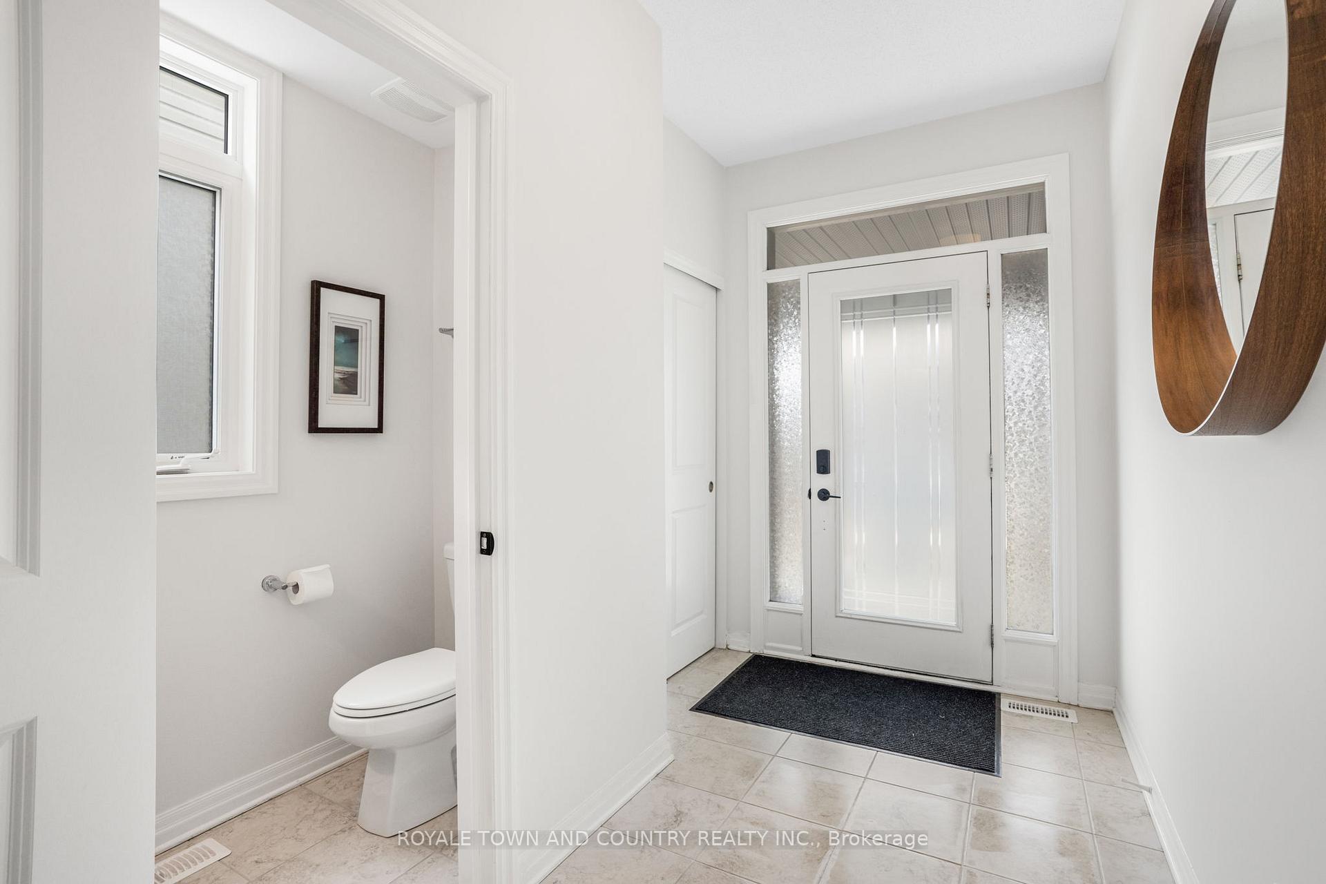 Photo 4 of 634 Spring Valley Drive, Ottawa, Mer Bleue/Bradley Estates/Anderson Park — HOMEH