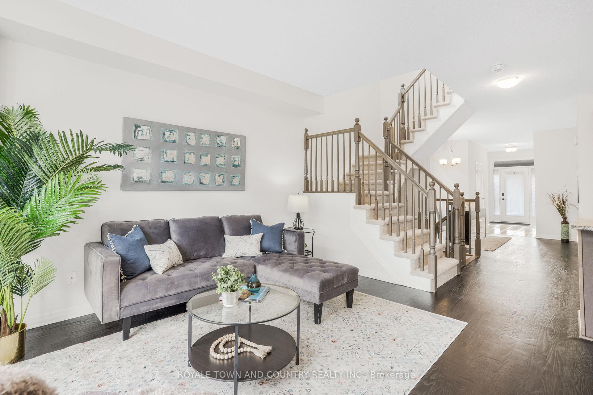 Photo 14 of 634 Spring Valley Drive, Ottawa, Mer Bleue/Bradley Estates/Anderson Park — HOMEH