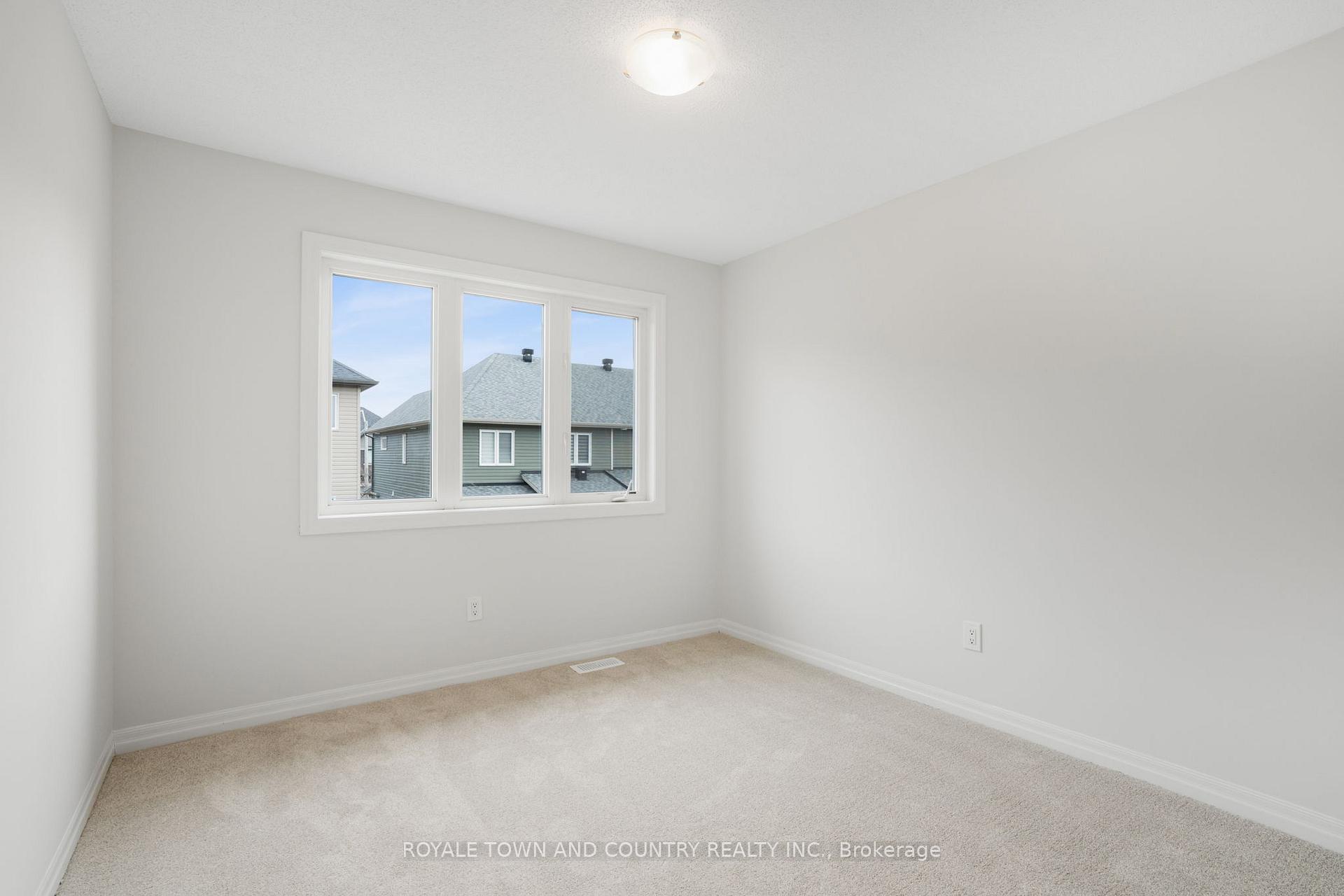 Photo 19 of 634 Spring Valley Drive, Ottawa, Mer Bleue/Bradley Estates/Anderson Park — HOMEH