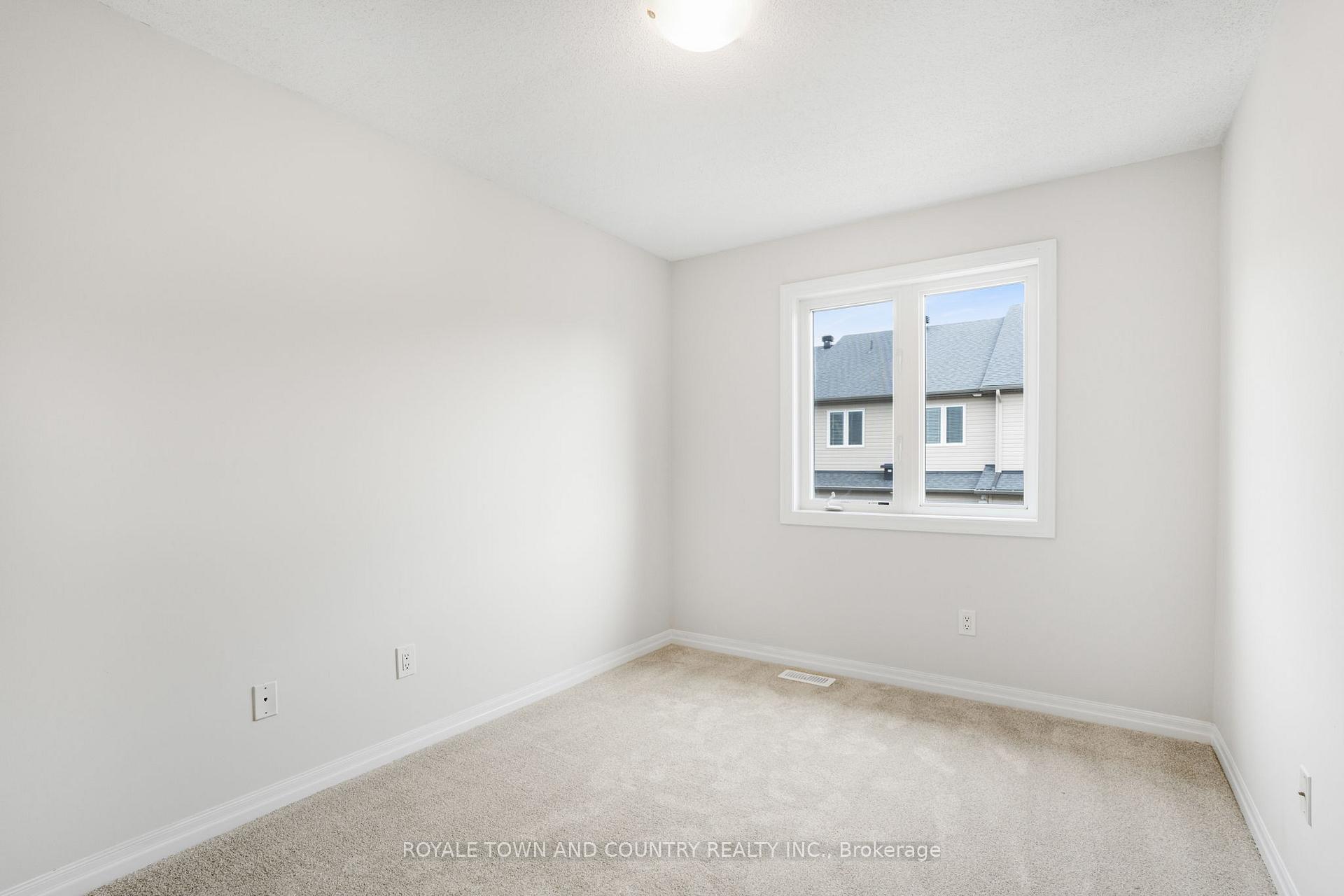 Photo 20 of 634 Spring Valley Drive, Ottawa, Mer Bleue/Bradley Estates/Anderson Park — HOMEH