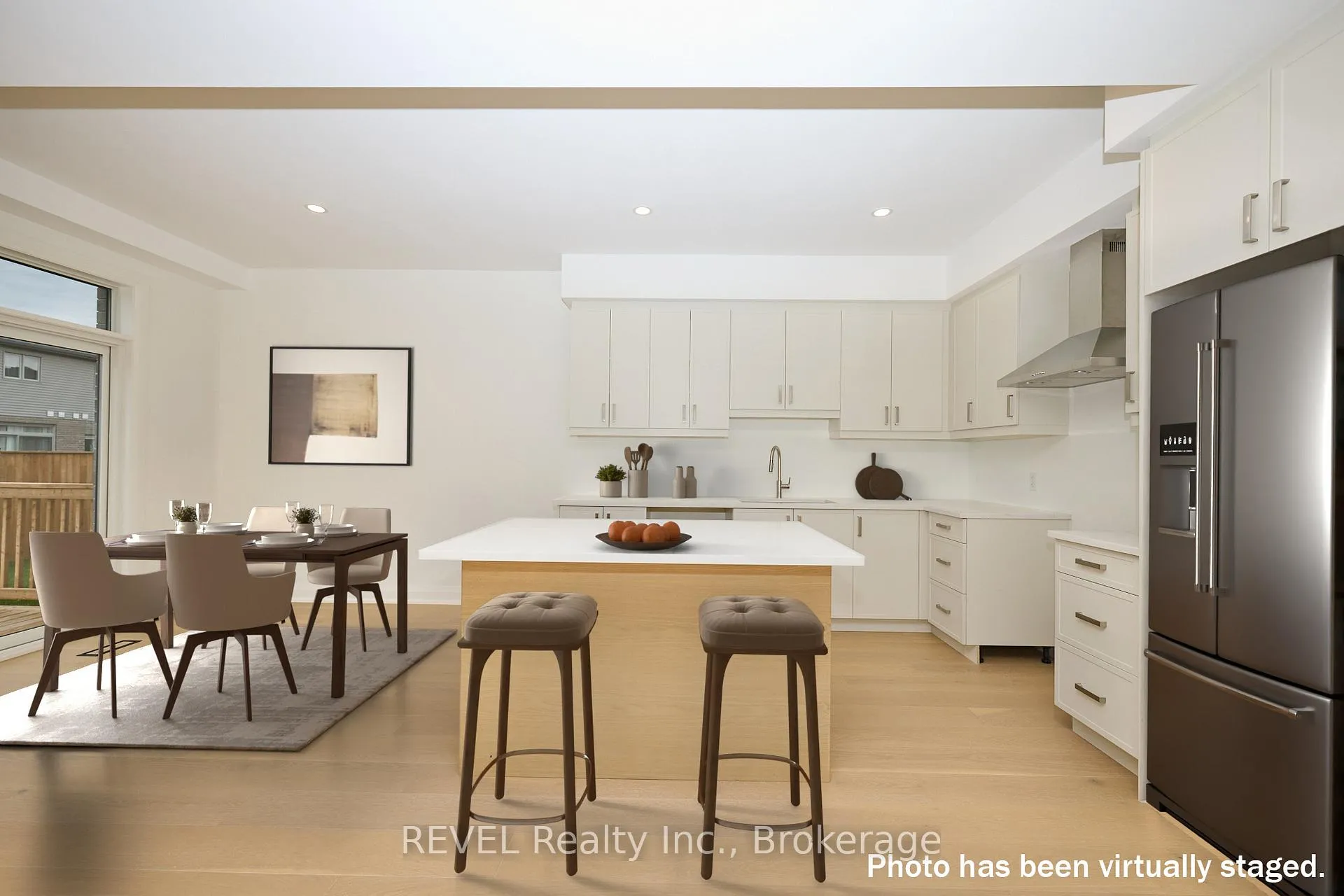 Photo 9 of 7437 Matteo Drive, Niagara Falls, Brown — HOMEH