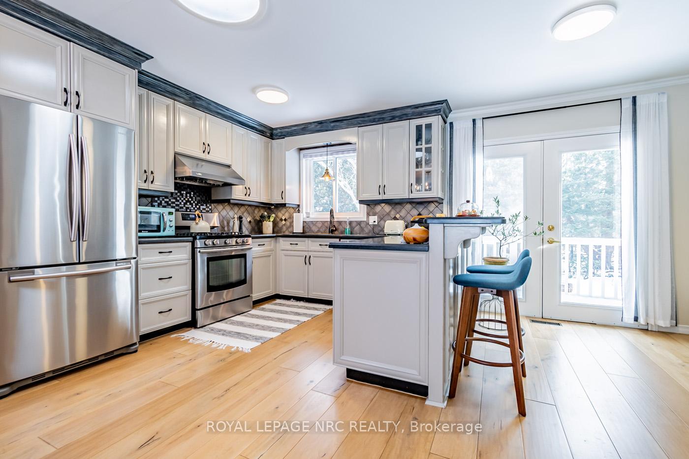 Photo 11 of 51 Spruceside Crescent, Pelham, Fonthill — HOMEH