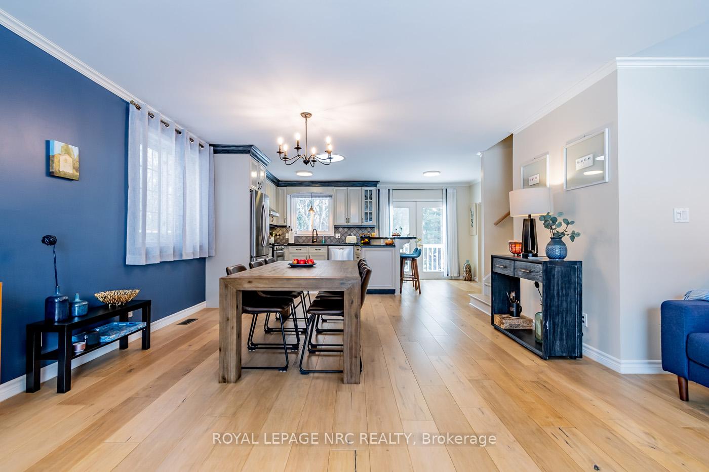 Photo 16 of 51 Spruceside Crescent, Pelham, Fonthill — HOMEH