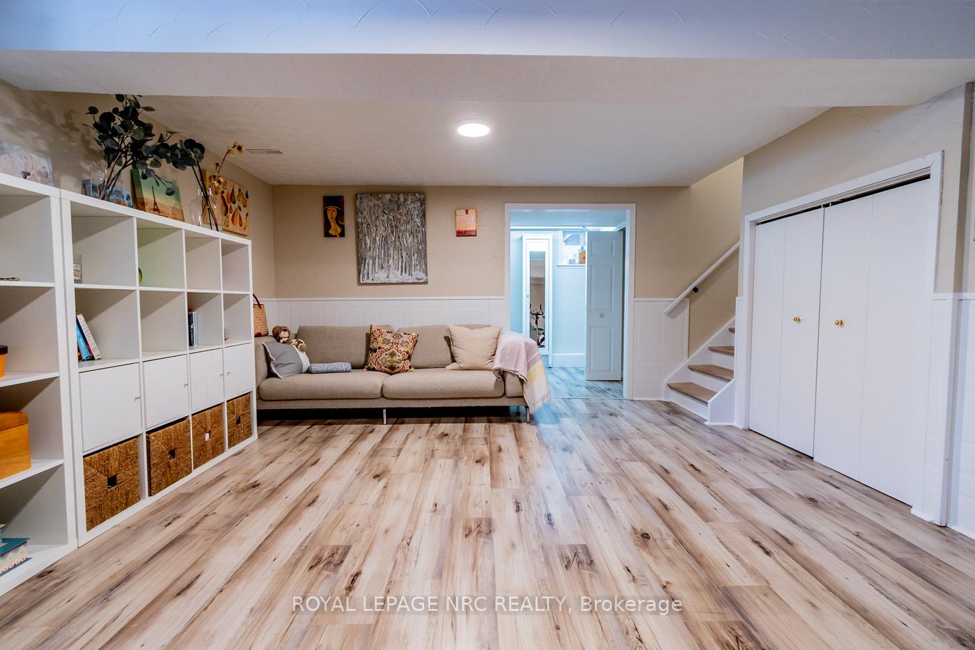 Photo 27 of 51 Spruceside Crescent, Pelham, Fonthill — HOMEH
