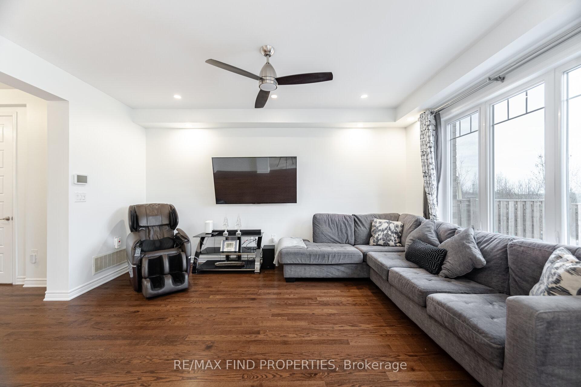 Photo 15 of 1554 Clitherow Street, Milton, Ford — HOMEH