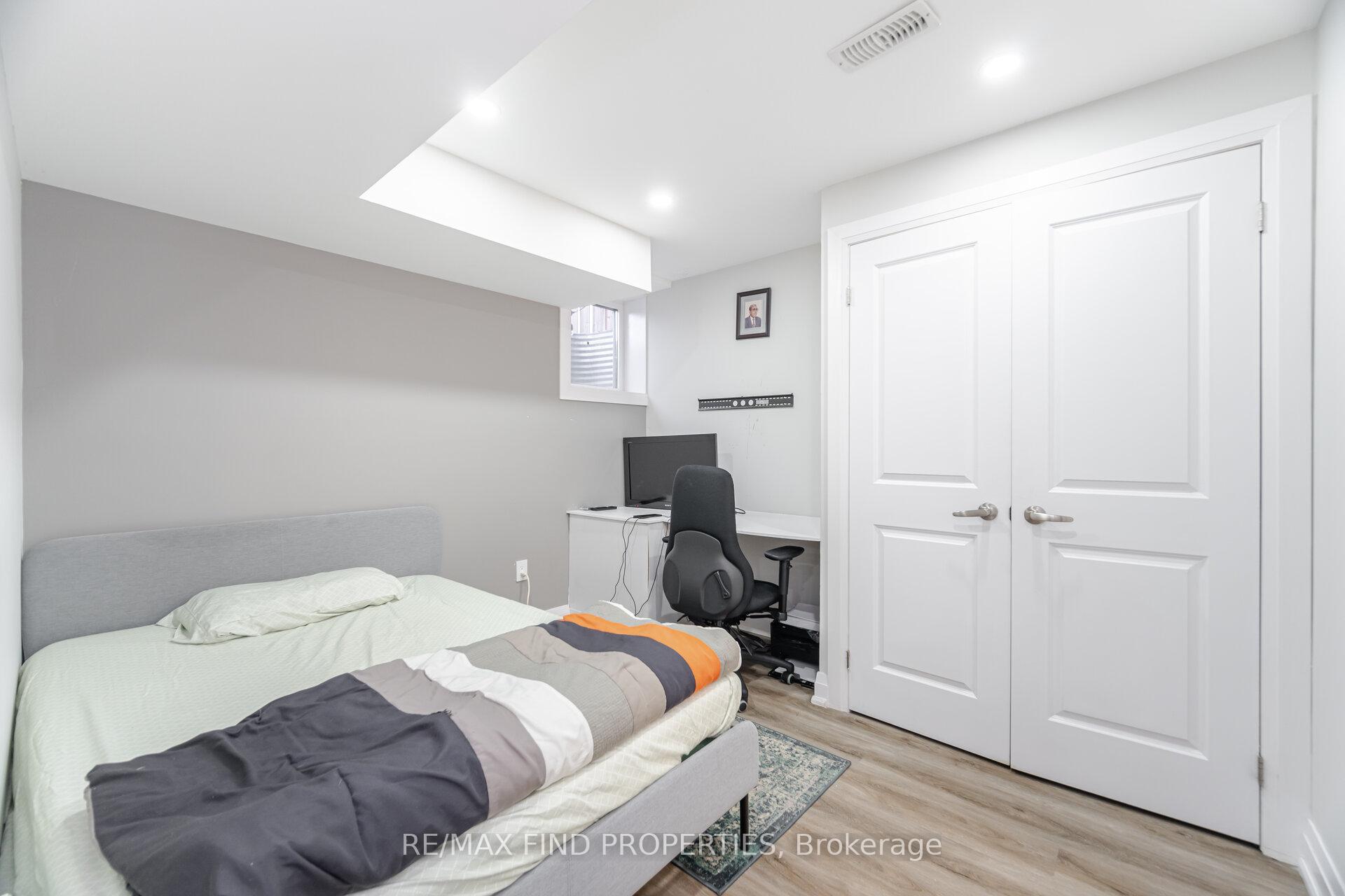 Photo 43 of 1554 Clitherow Street, Milton, Ford — HOMEH