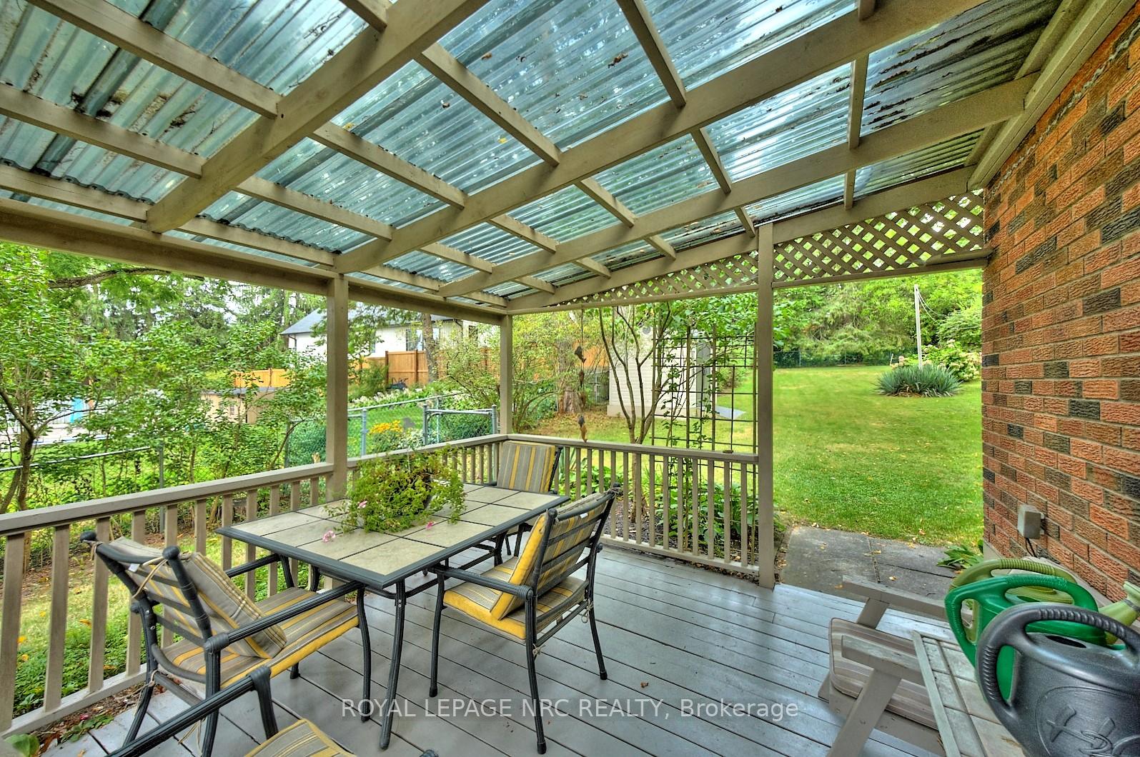 Photo 2 of 1340 Pelham Street, Pelham, Fonthill — HOMEH