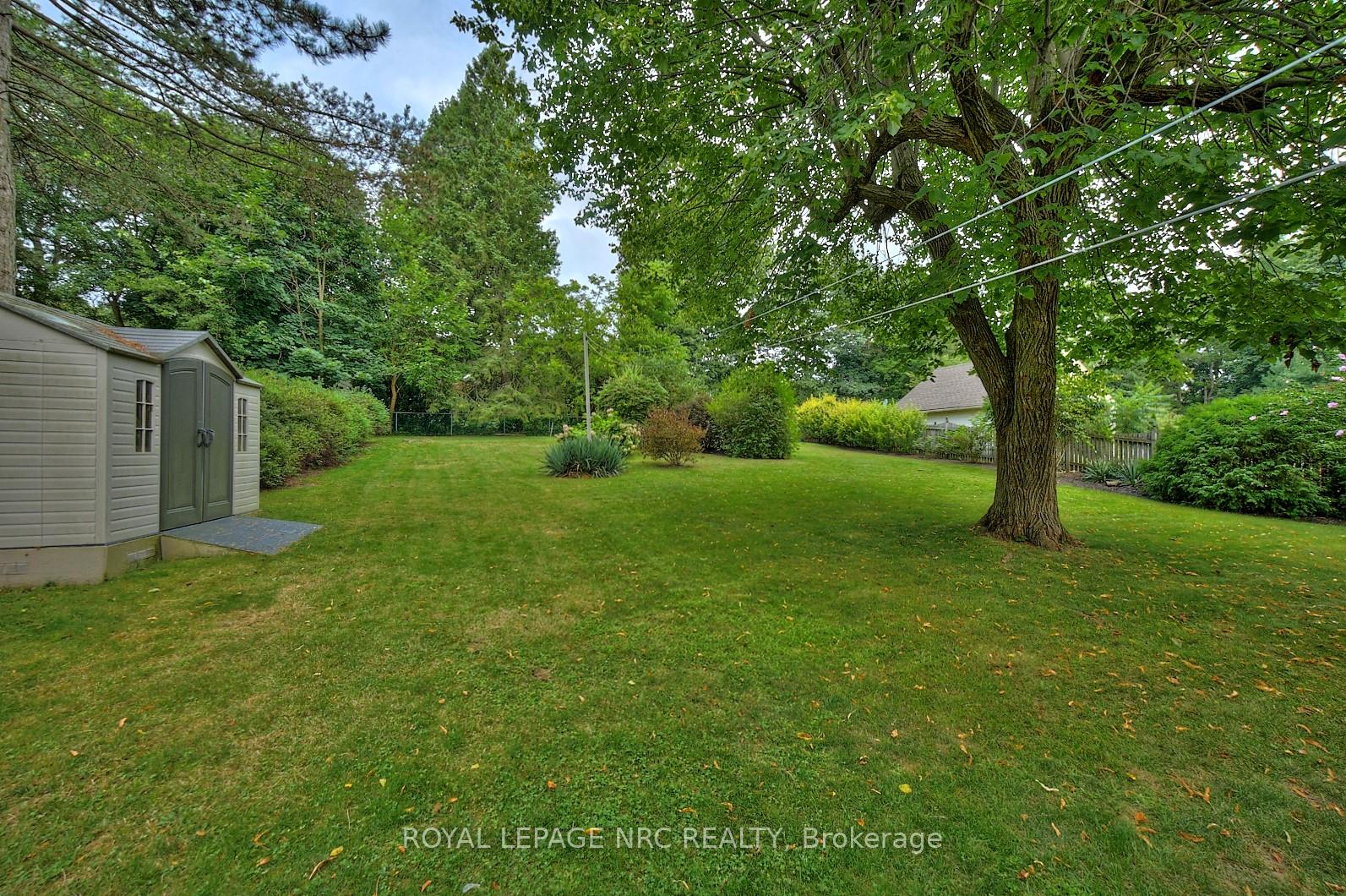 Photo 5 of 1340 Pelham Street, Pelham, Fonthill — HOMEH