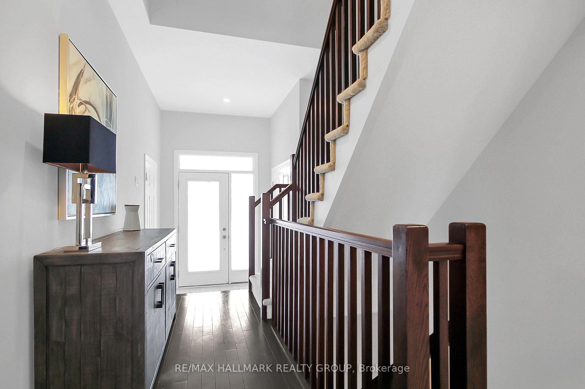 Photo 4 of 63 Bergschrund Walk, Ottawa, Mer Bleue/Bradley Estates/Anderson Park — HOMEH