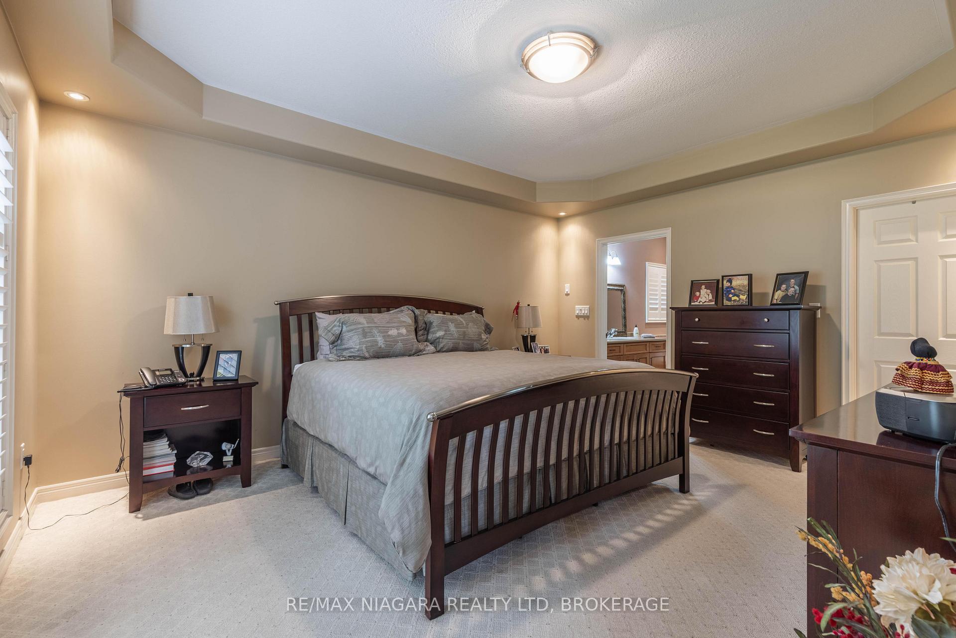 Photo 14 of 2501 Claude Avenue, Niagara Falls, Church's Lane — HOMEH
