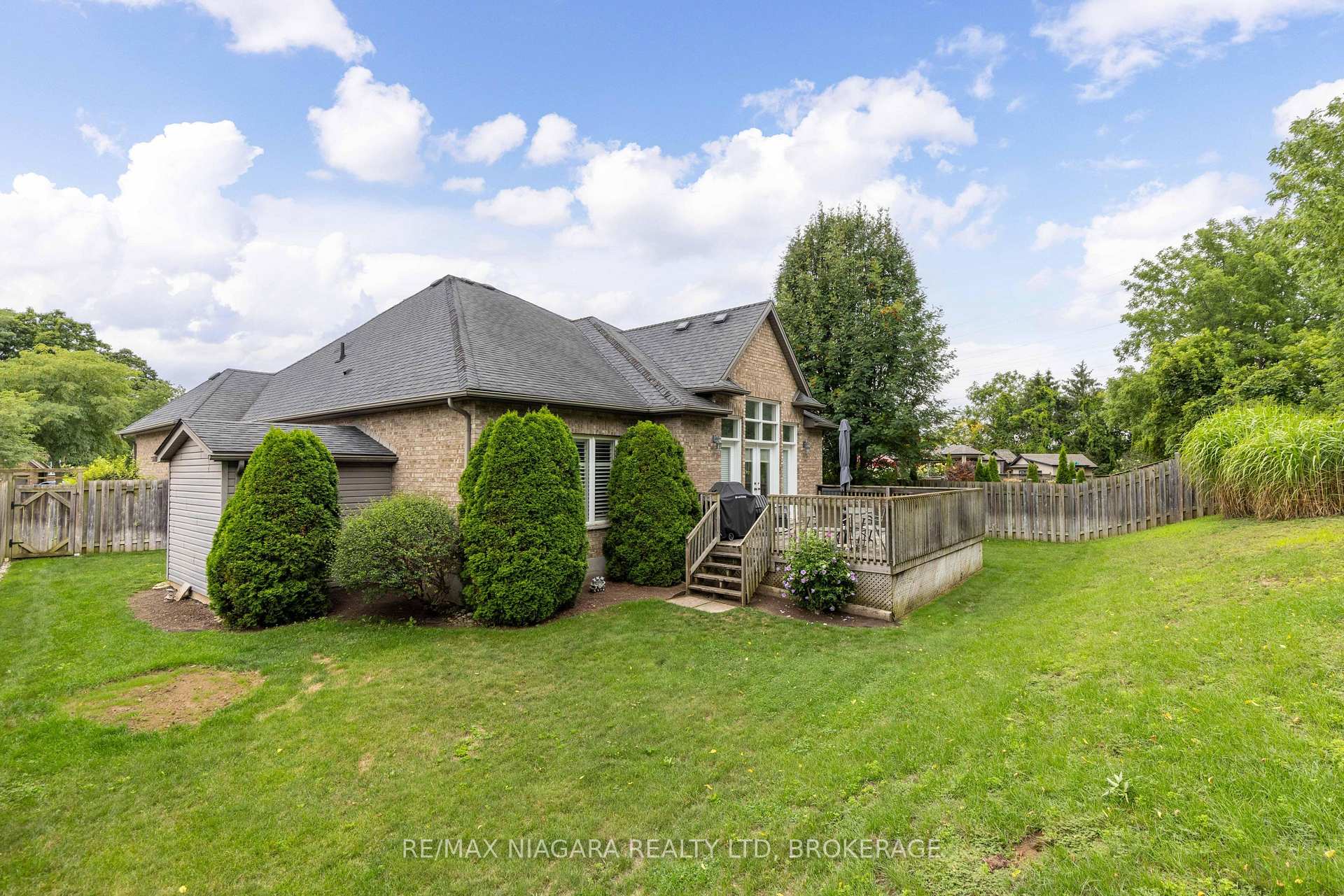 Photo 28 of 2501 Claude Avenue, Niagara Falls, Church's Lane — HOMEH