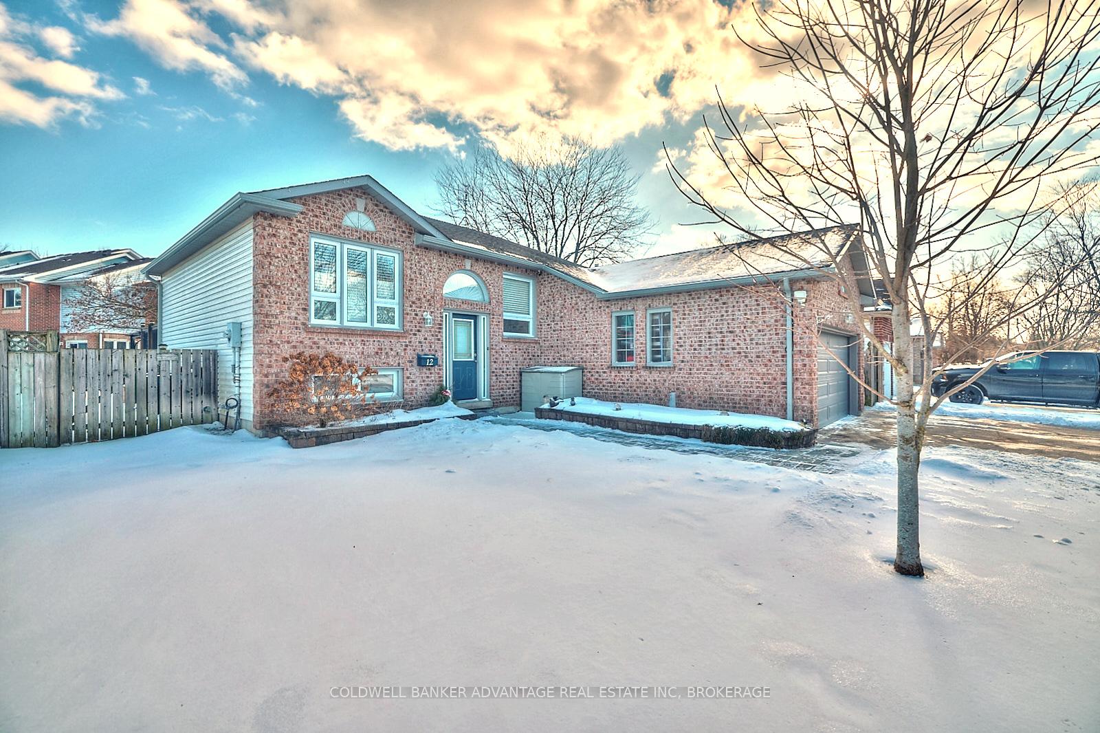 Front of 12 Woodside Square