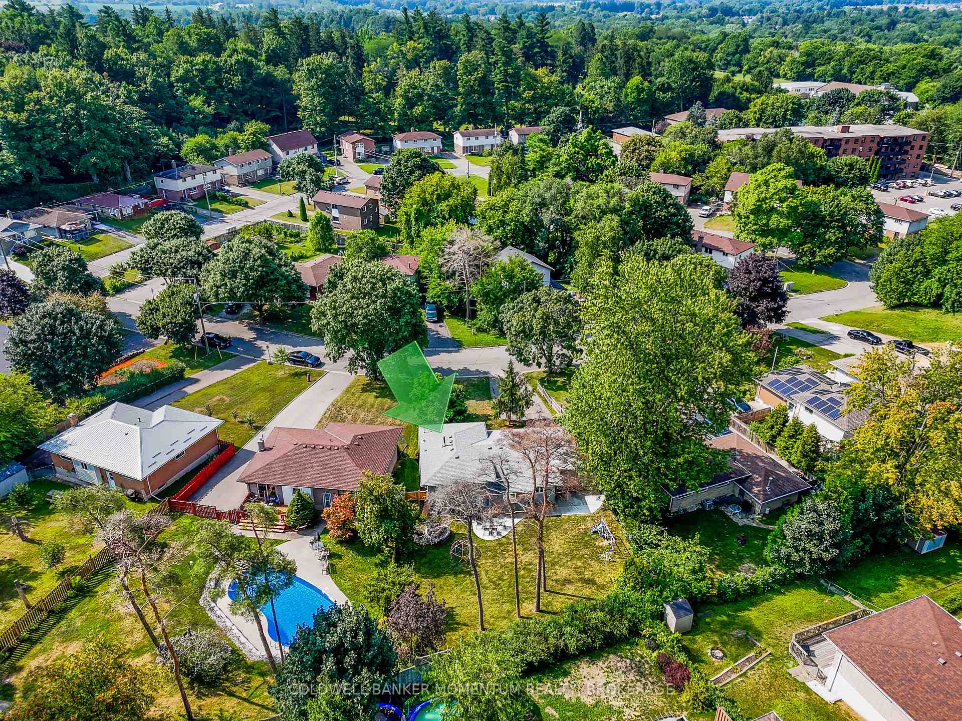 Photo 3 of 30 Ashton Drive, Norfolk, Simcoe — HOMEH