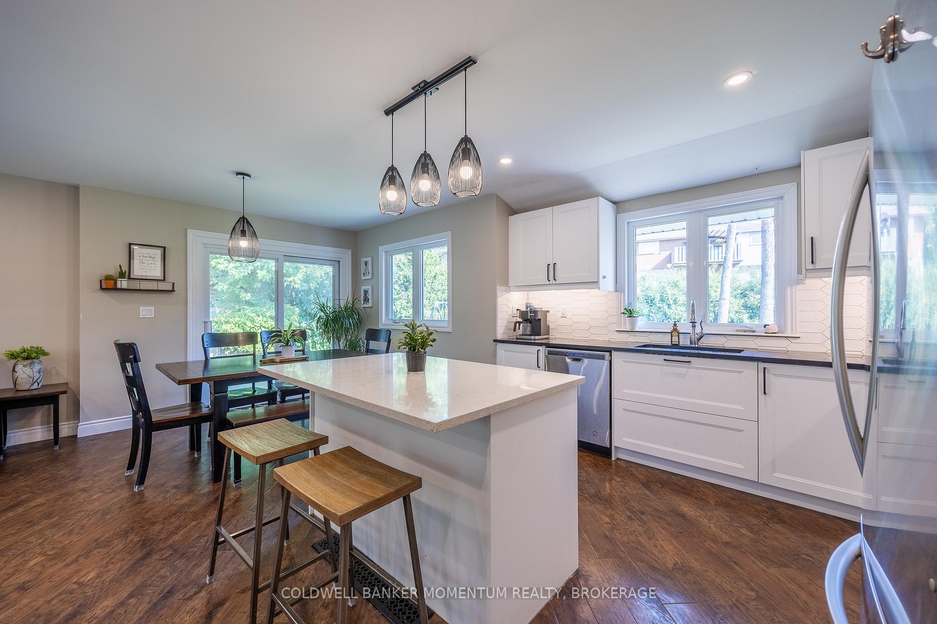 Photo 14 of 30 Ashton Drive, Norfolk, Simcoe — HOMEH