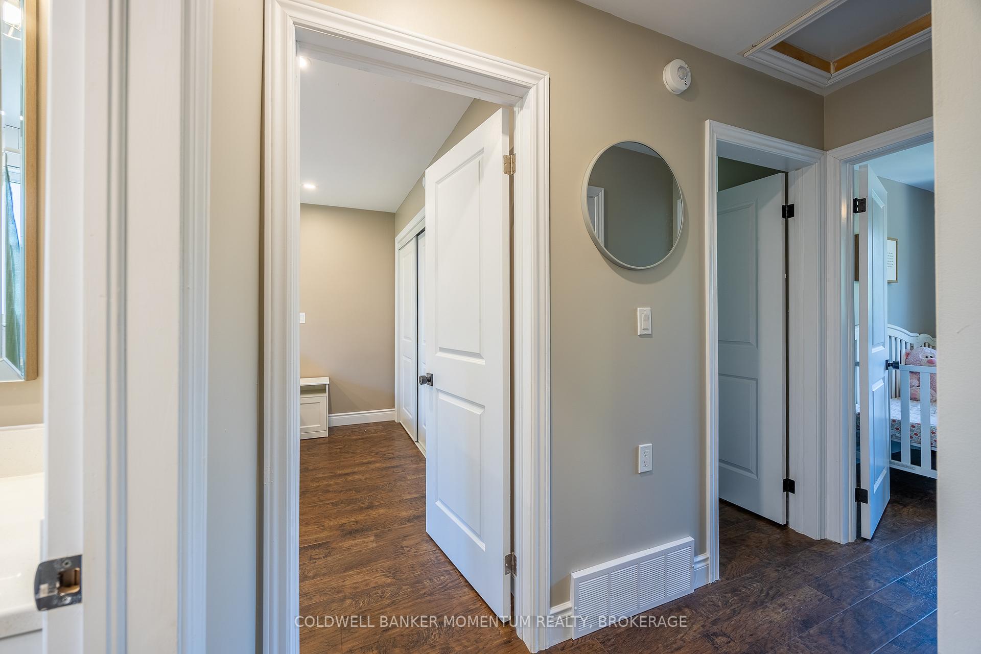 Photo 15 of 30 Ashton Drive, Norfolk, Simcoe — HOMEH